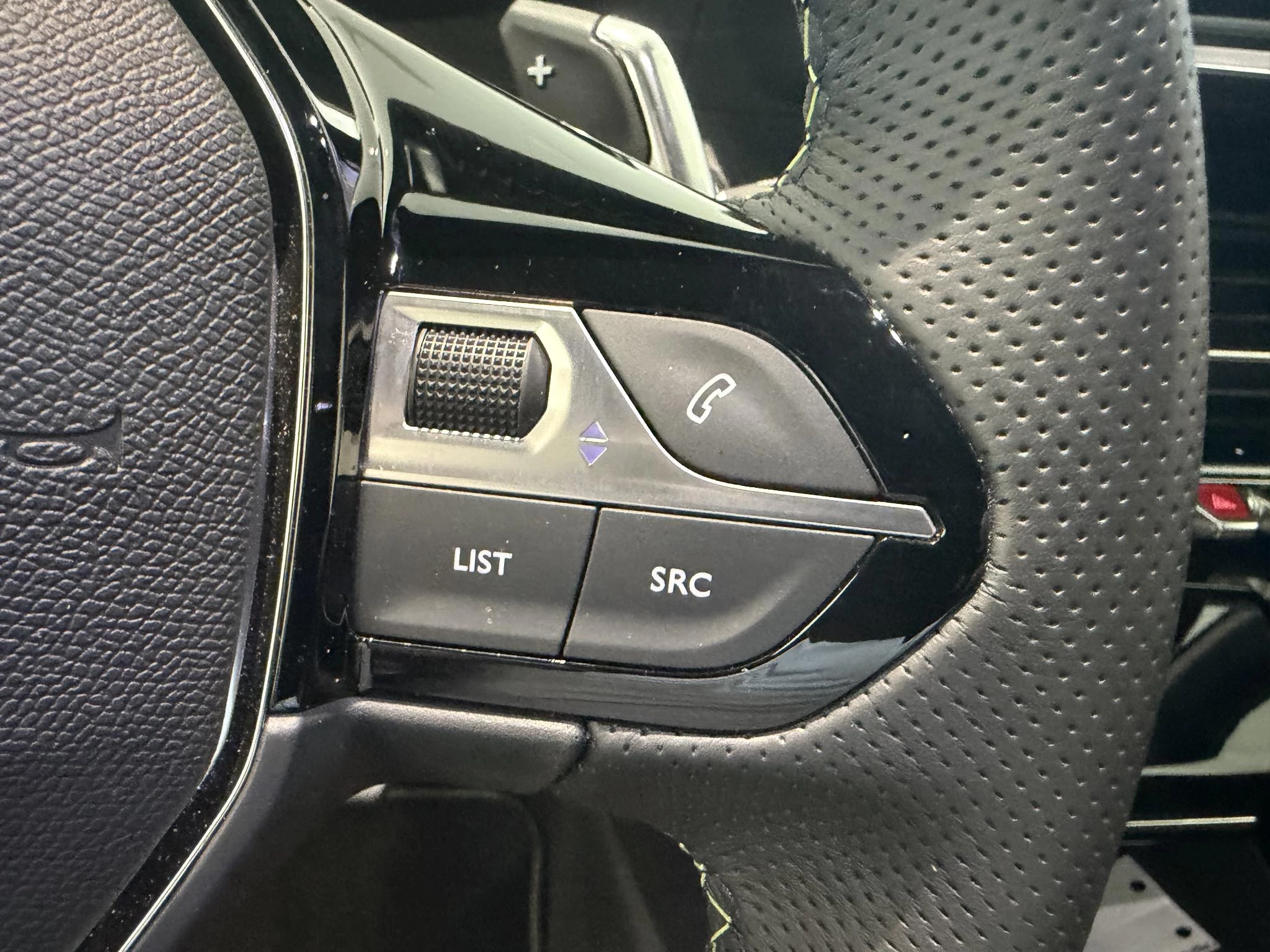 Peugeot 208 1.2 Hybrid 145 e-DCS6 GT