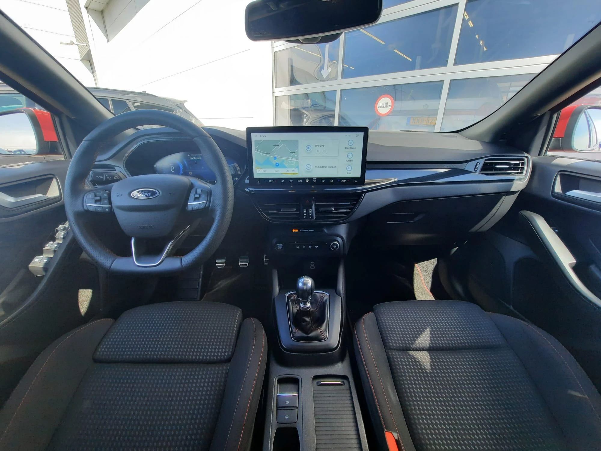 Ford-Focus-image-13