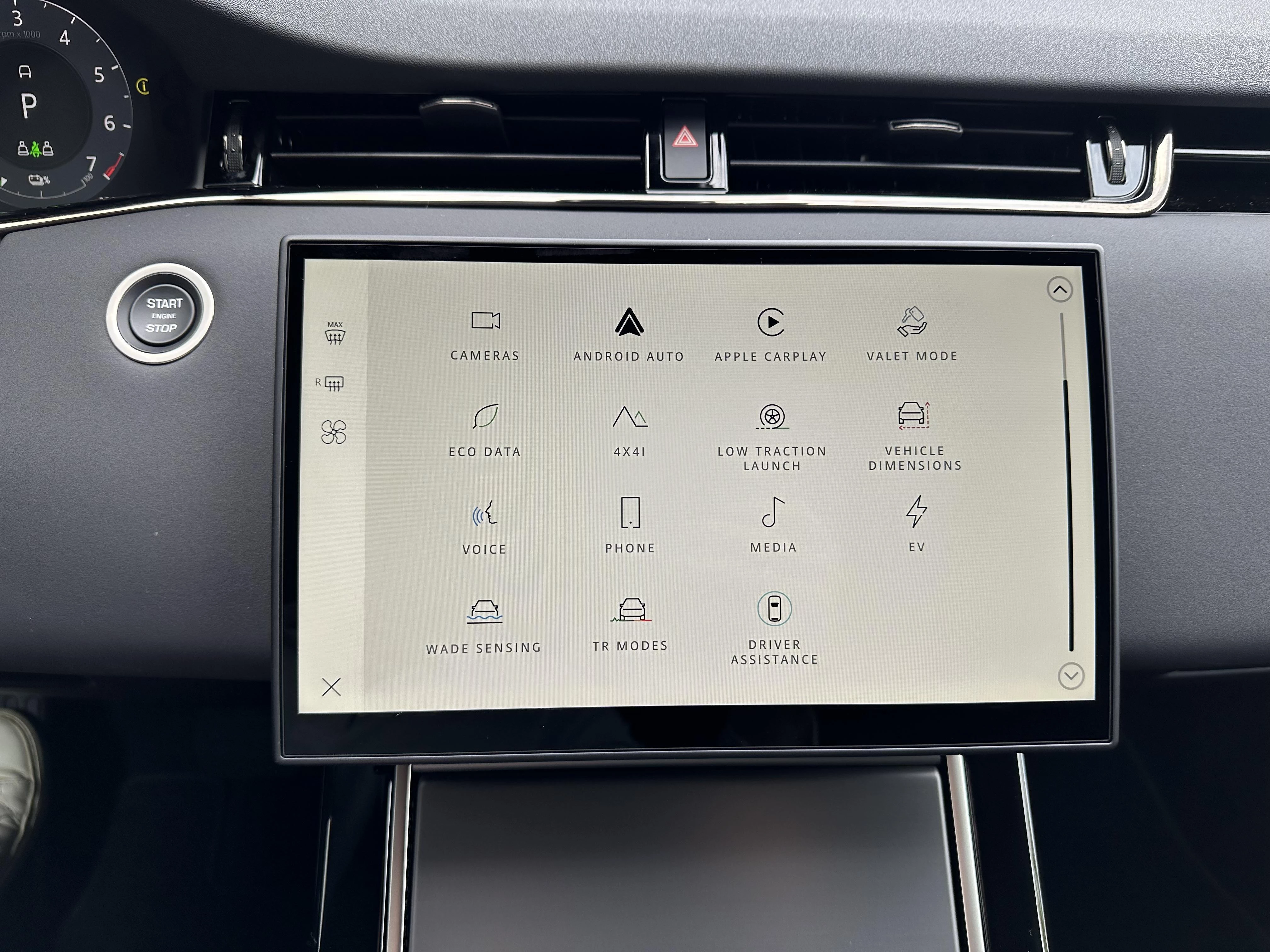 Land Rover-Range Rover Evoque-image-14