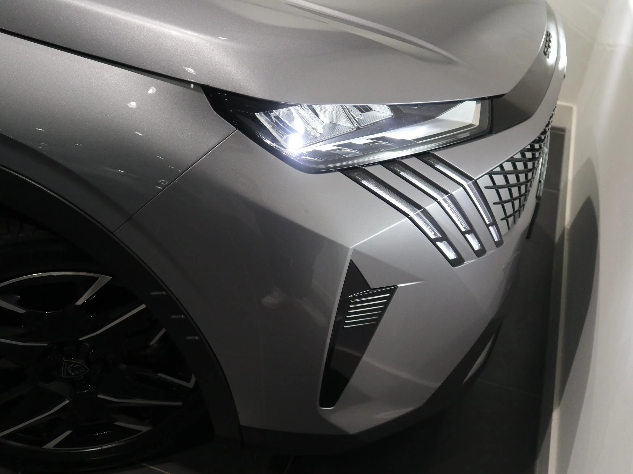 Peugeot-5008-image-24