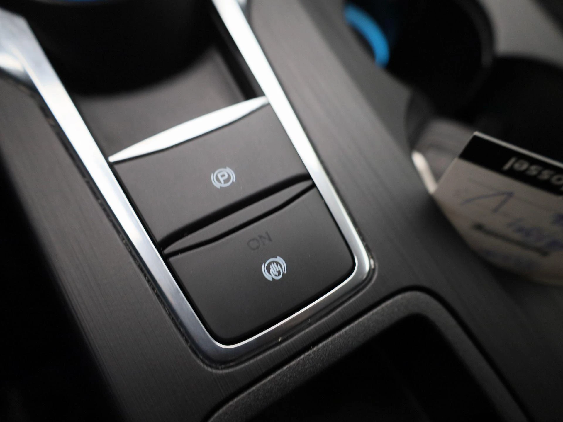 Ford-Kuga-image-28