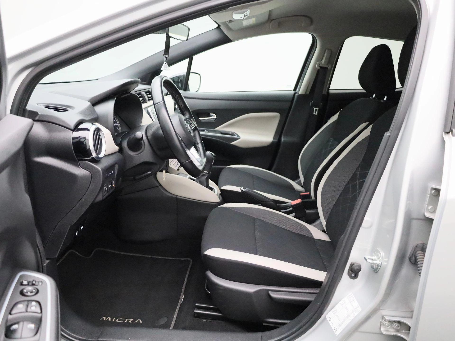 Nissan-Micra-image-8