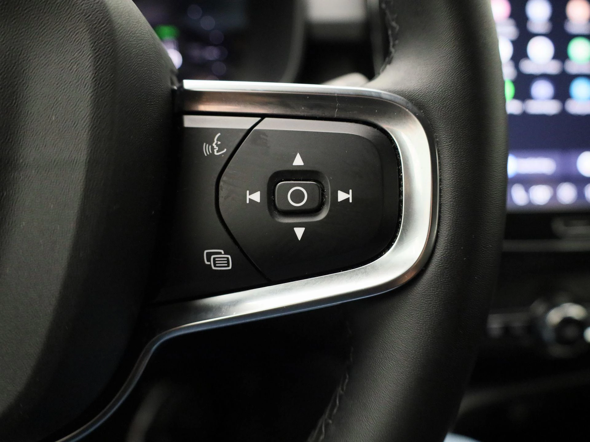 Volvo-XC40-image-17