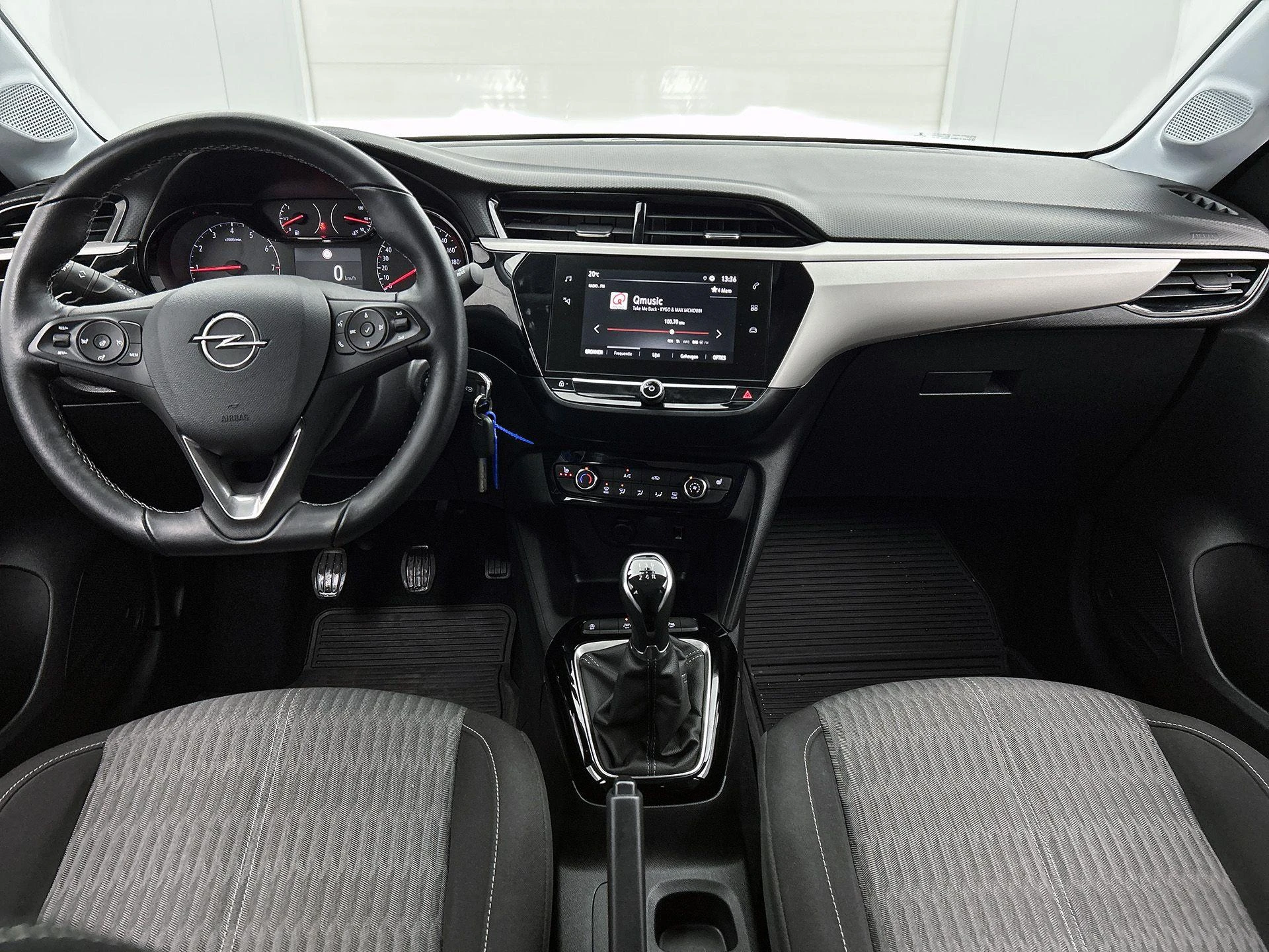 Opel-Corsa-image-21