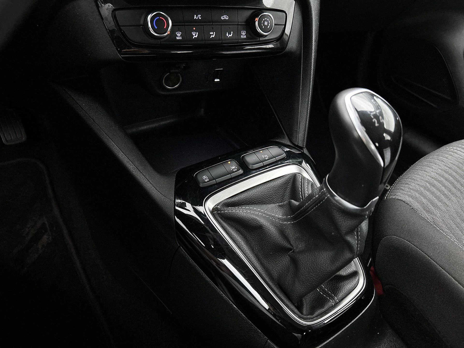Opel-Corsa-image-19