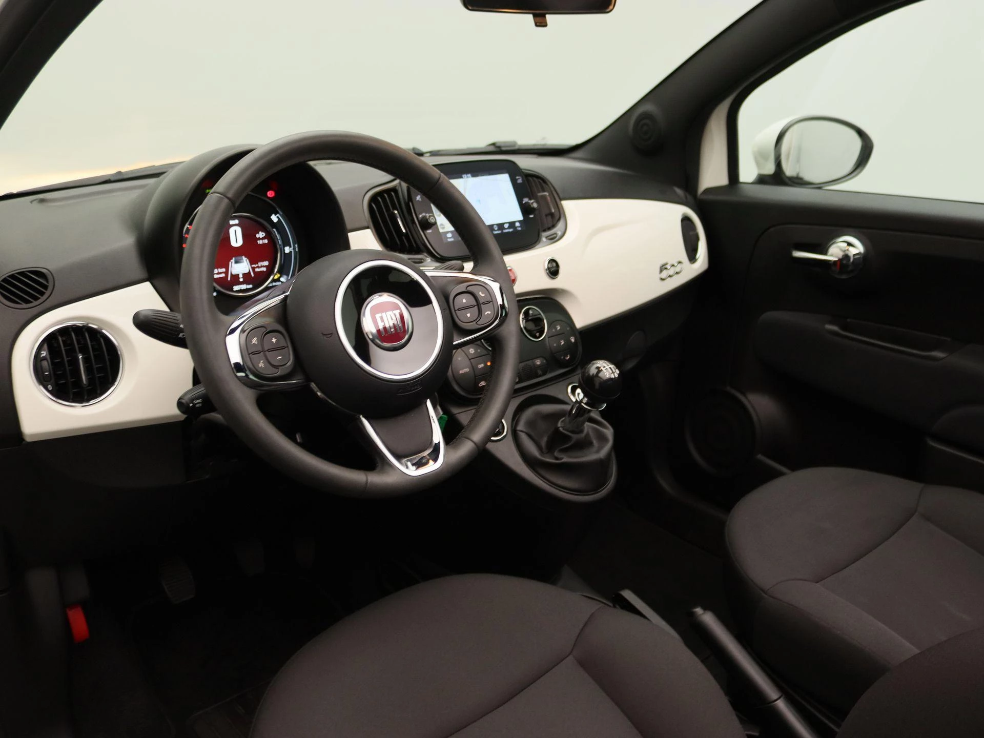 Fiat-500C-image-21
