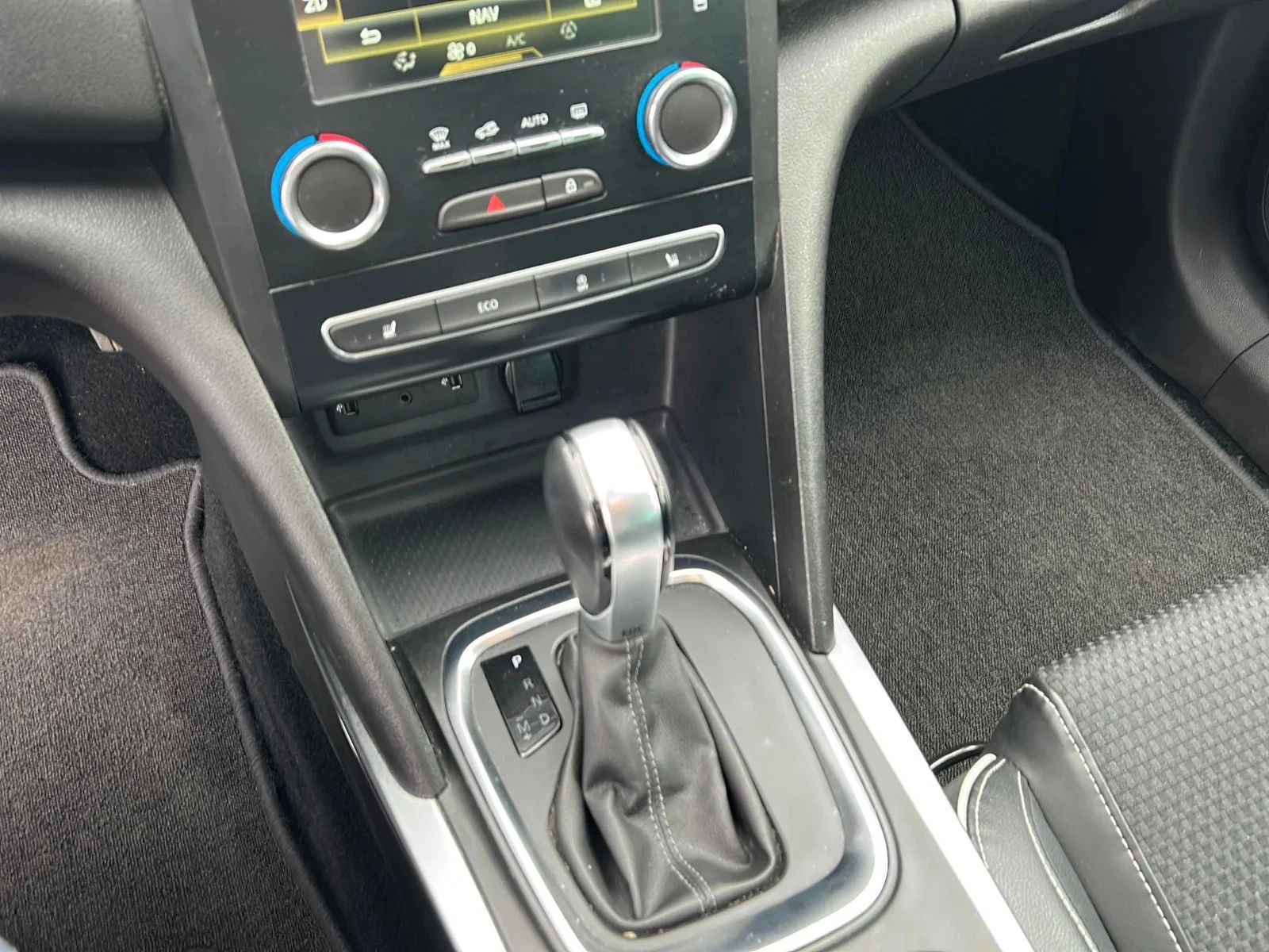 Renault-Mégane-image-17