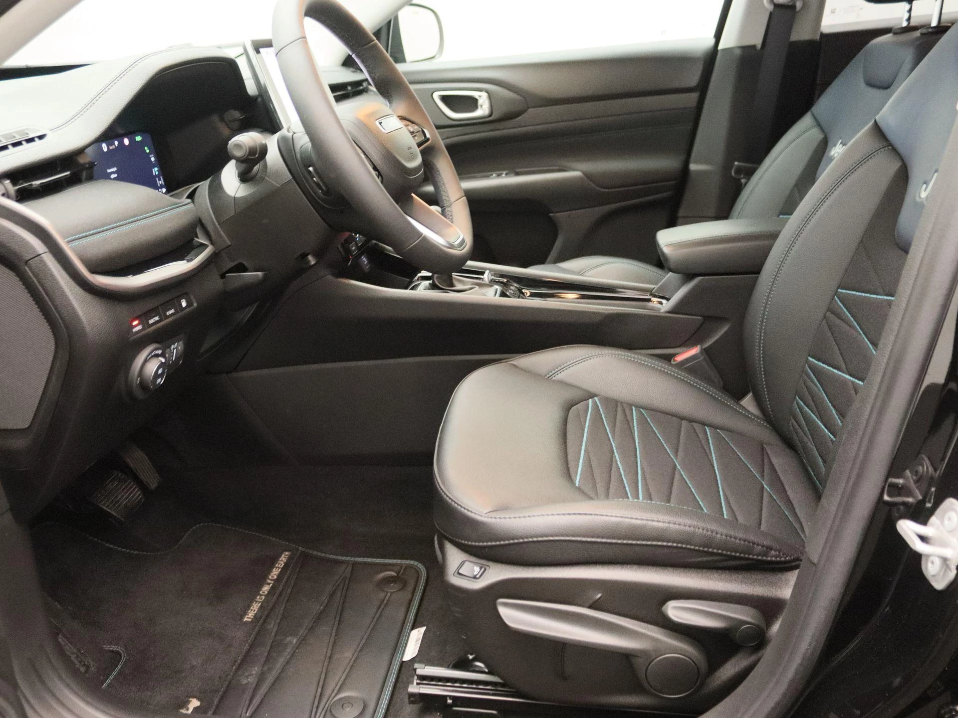 Jeep Compass 4xe 240 Plug-in Hybrid Electric Trailhawk