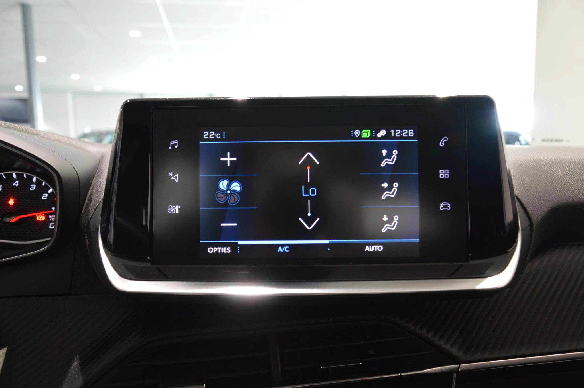 Peugeot-2008-image-16