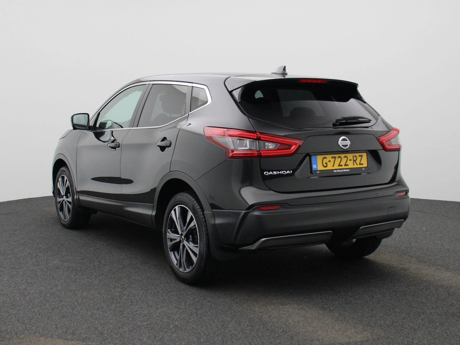 Nissan-QASHQAI-image-1