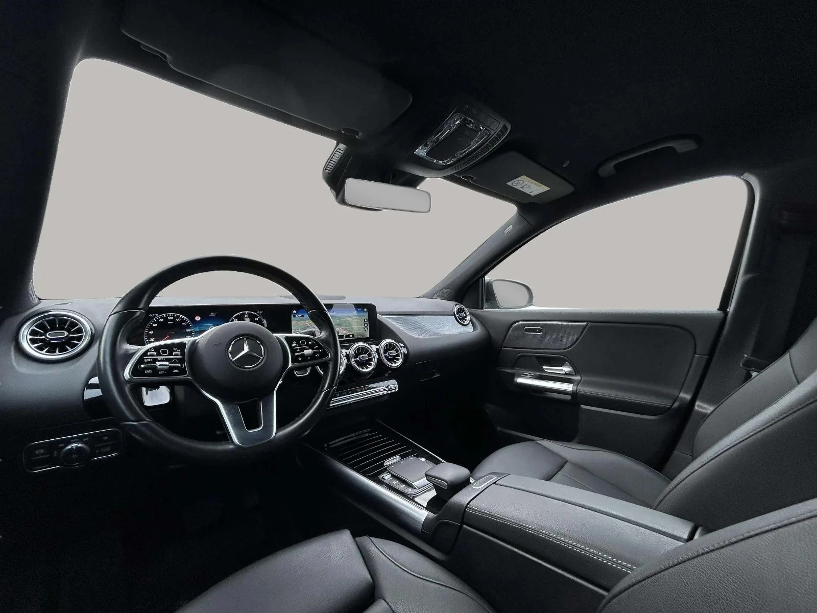 Mercedes-Benz-EQA-image-10