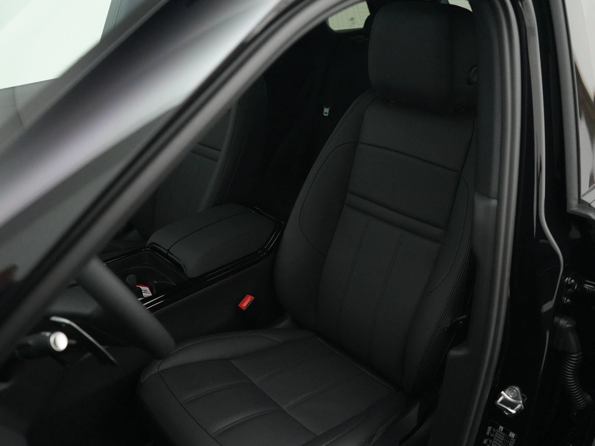 Land Rover Range Rover Evoque 1.5 P270e PHEV AWD Business Dynamic Edition