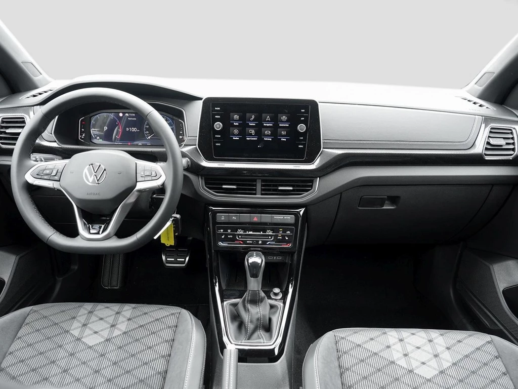 Volkswagen T-Cross R-Line 1.0 TSI AHV RearView BlackStyle