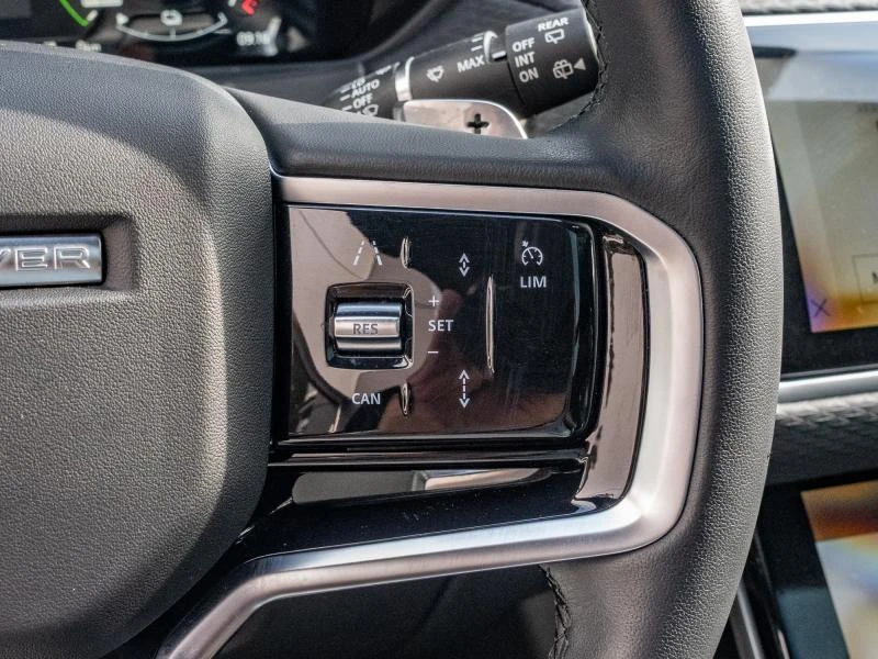 Land Rover-Range Rover Velar-image-18
