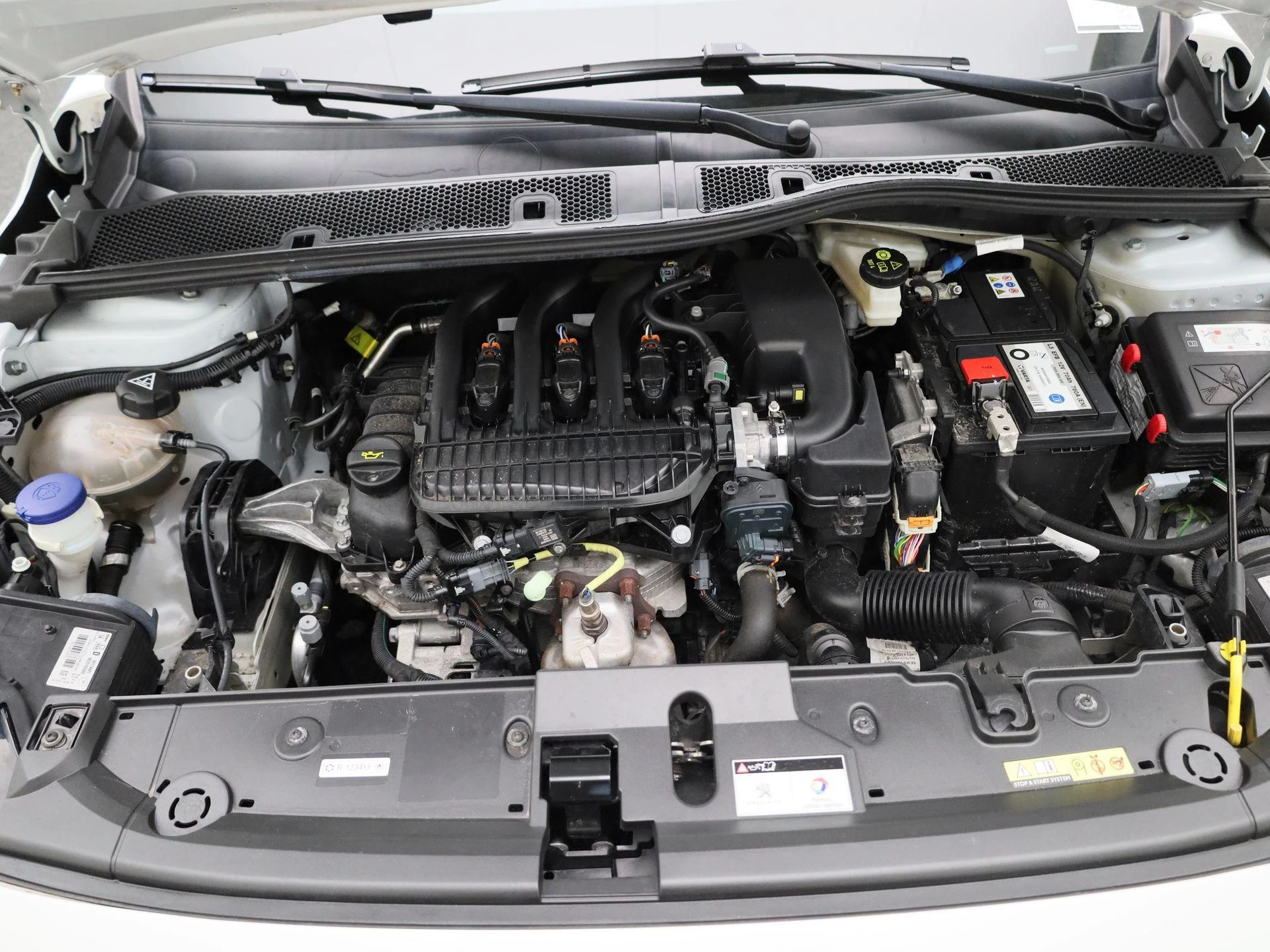 Peugeot 208 1.2 PureTech Like