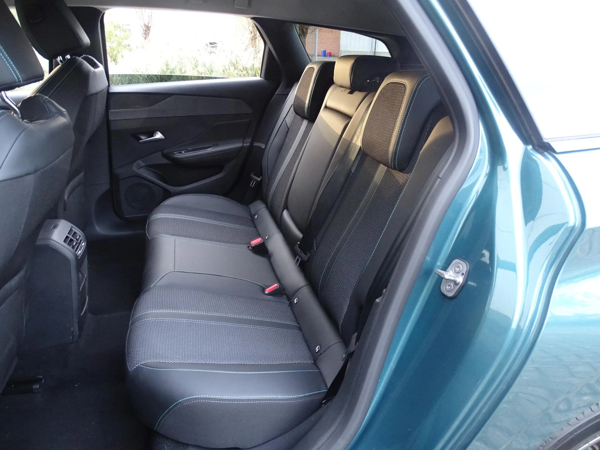 Peugeot-308-image-16