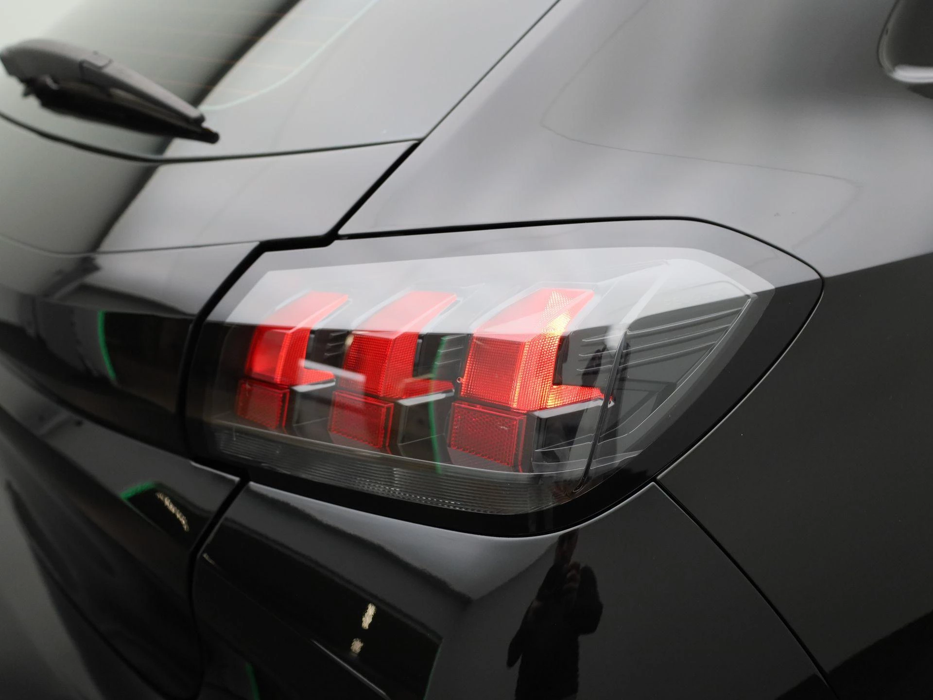 Peugeot-208-image-31