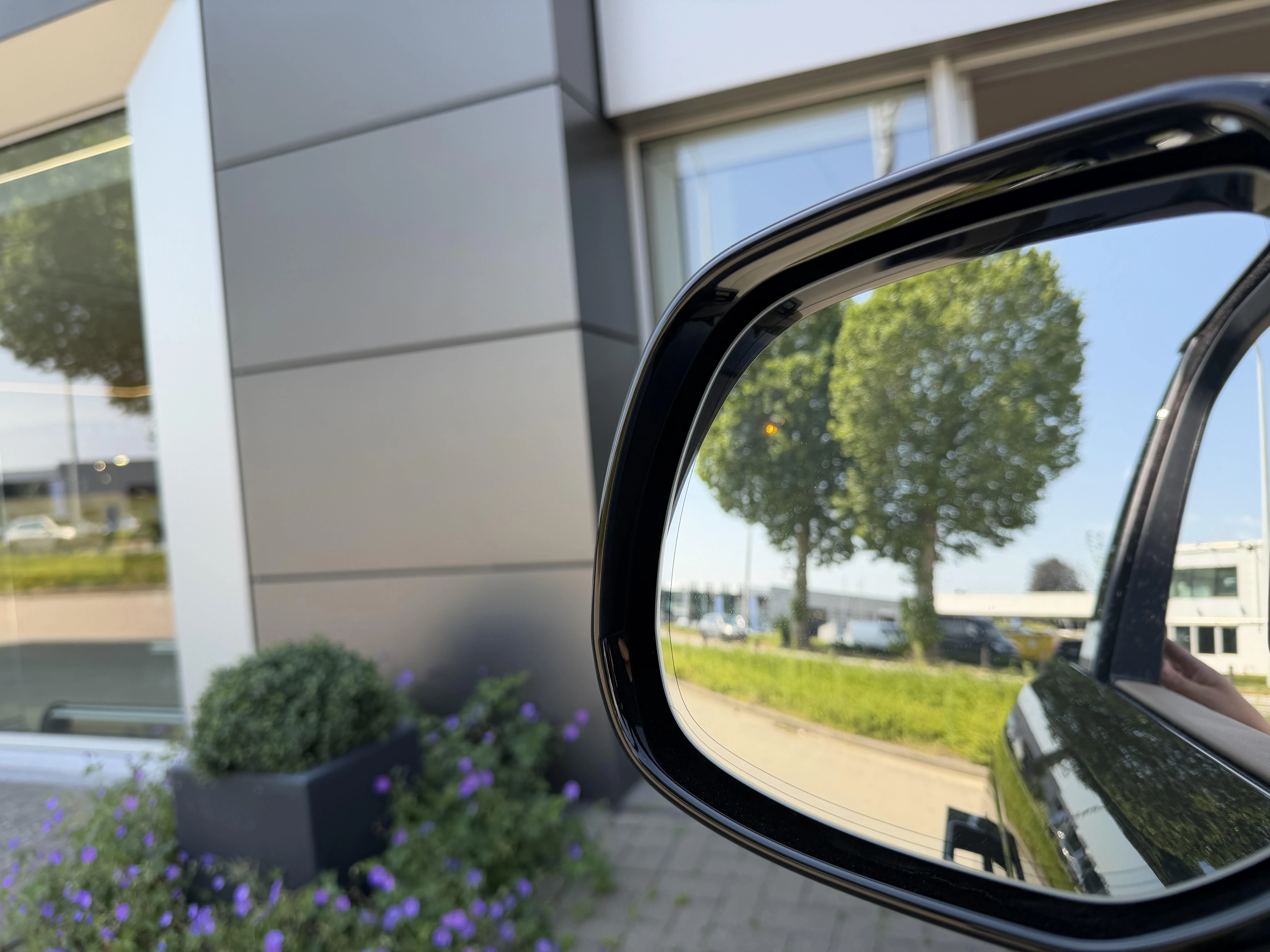 Land Rover-Range Rover Sport-image-25