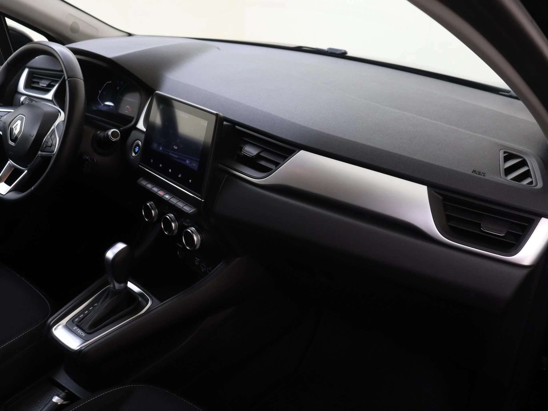 Renault-Captur-image-10