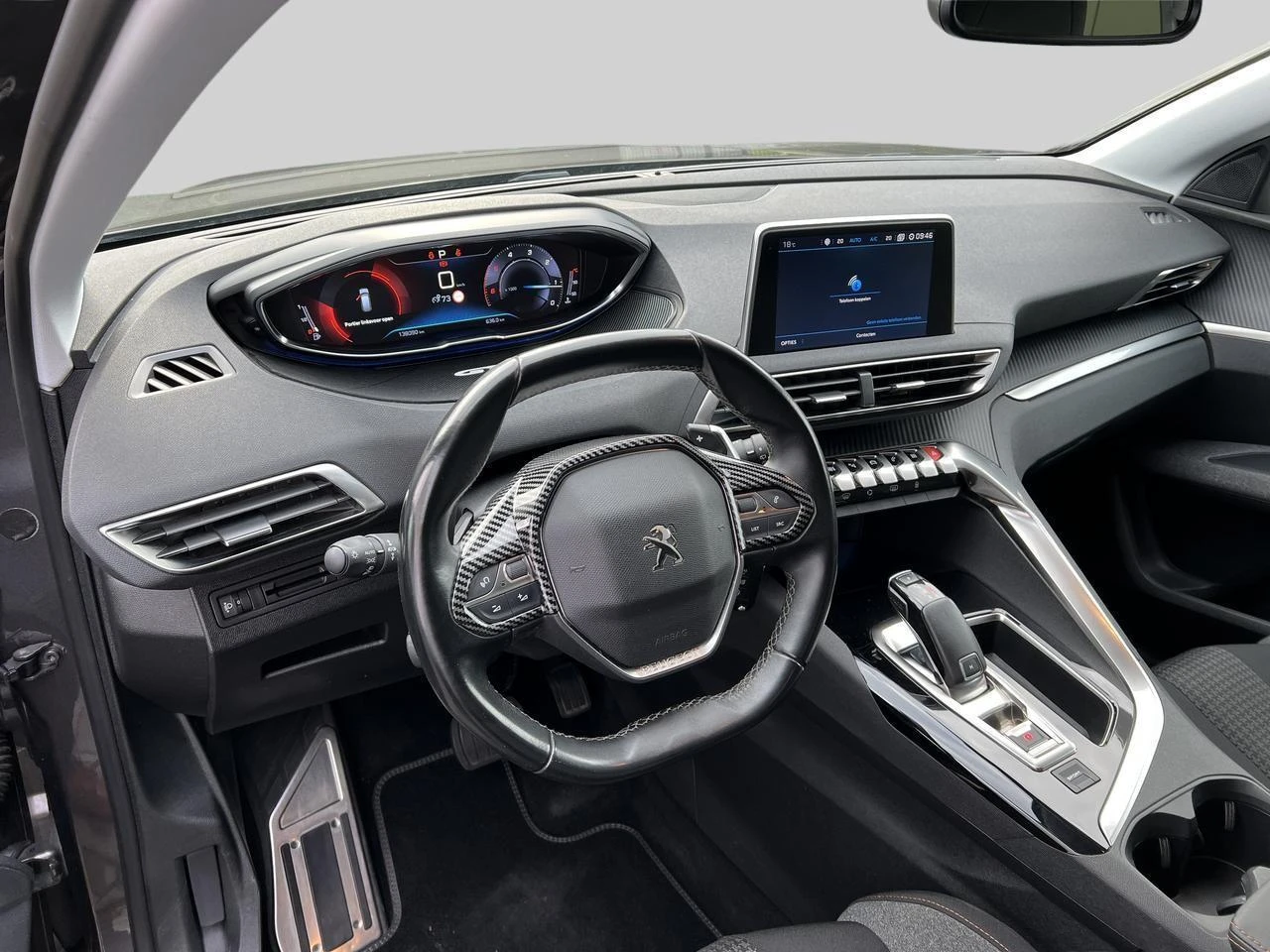 Peugeot-5008-image-8