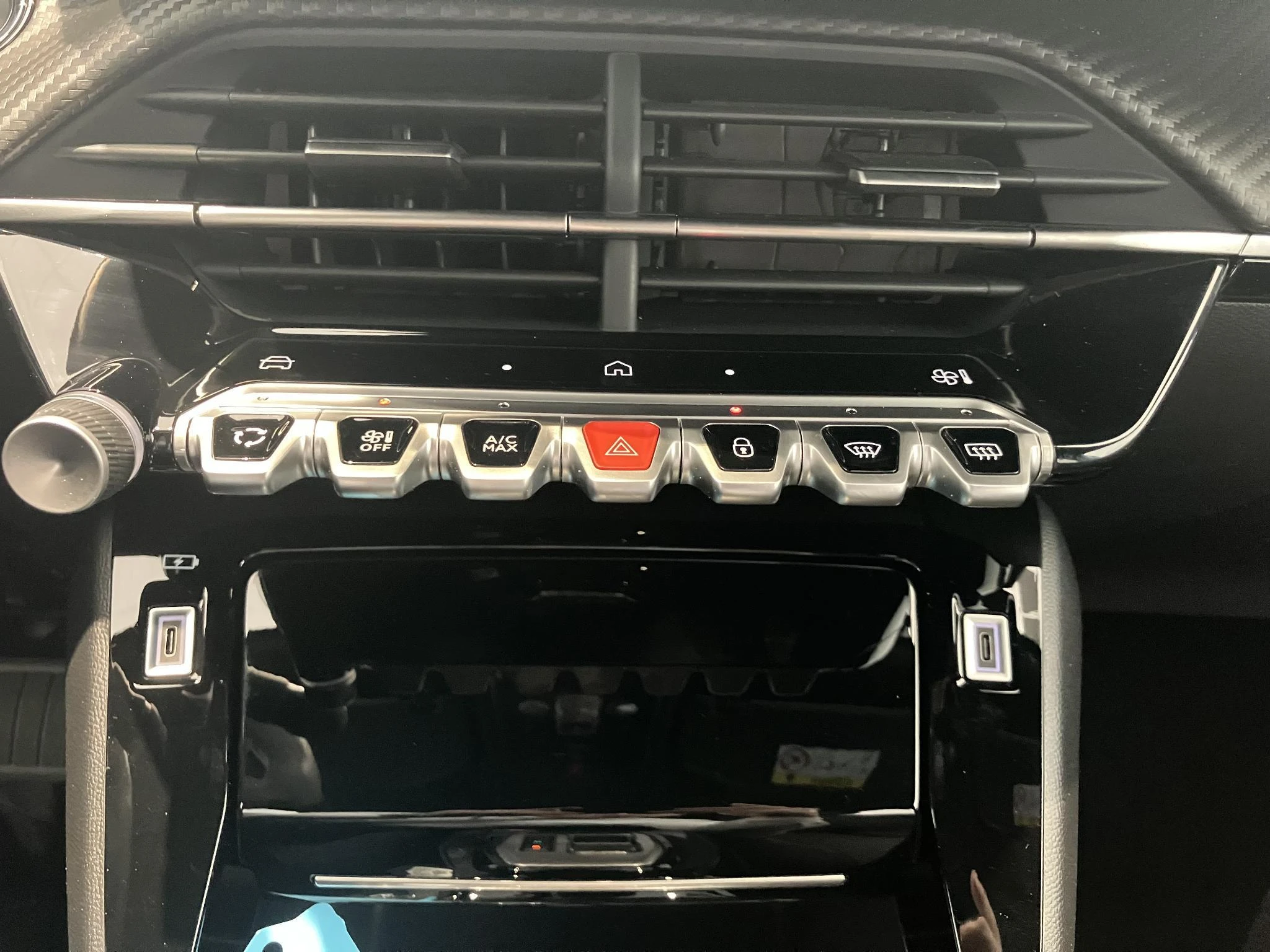 Peugeot-2008-image-18
