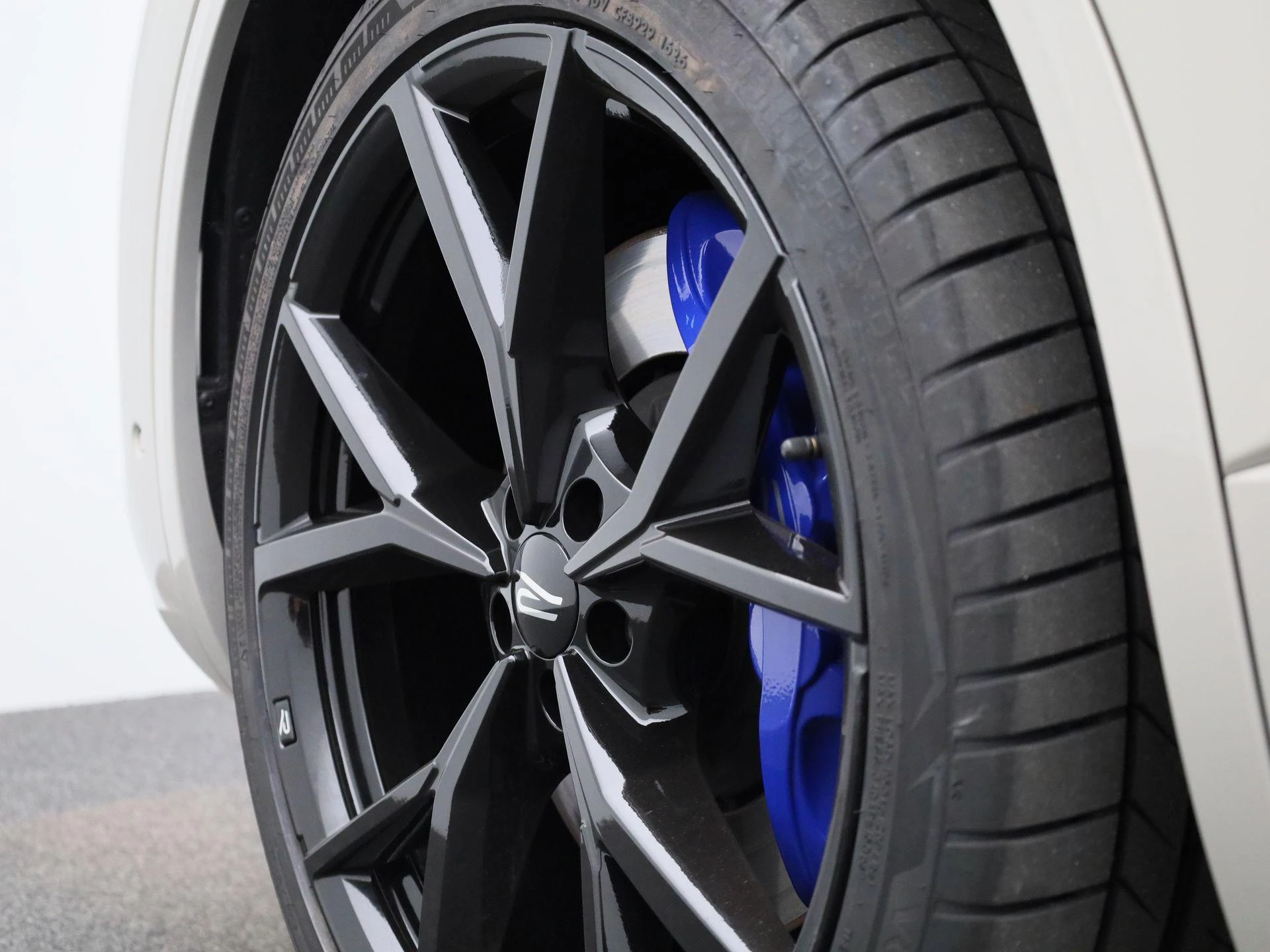Volkswagen-Touareg-image-64