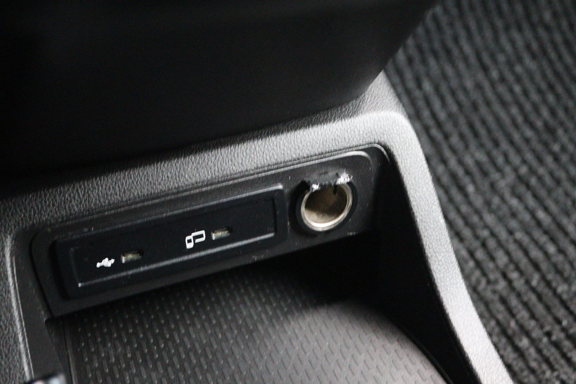 Mercedes-Benz-Citan-image-11