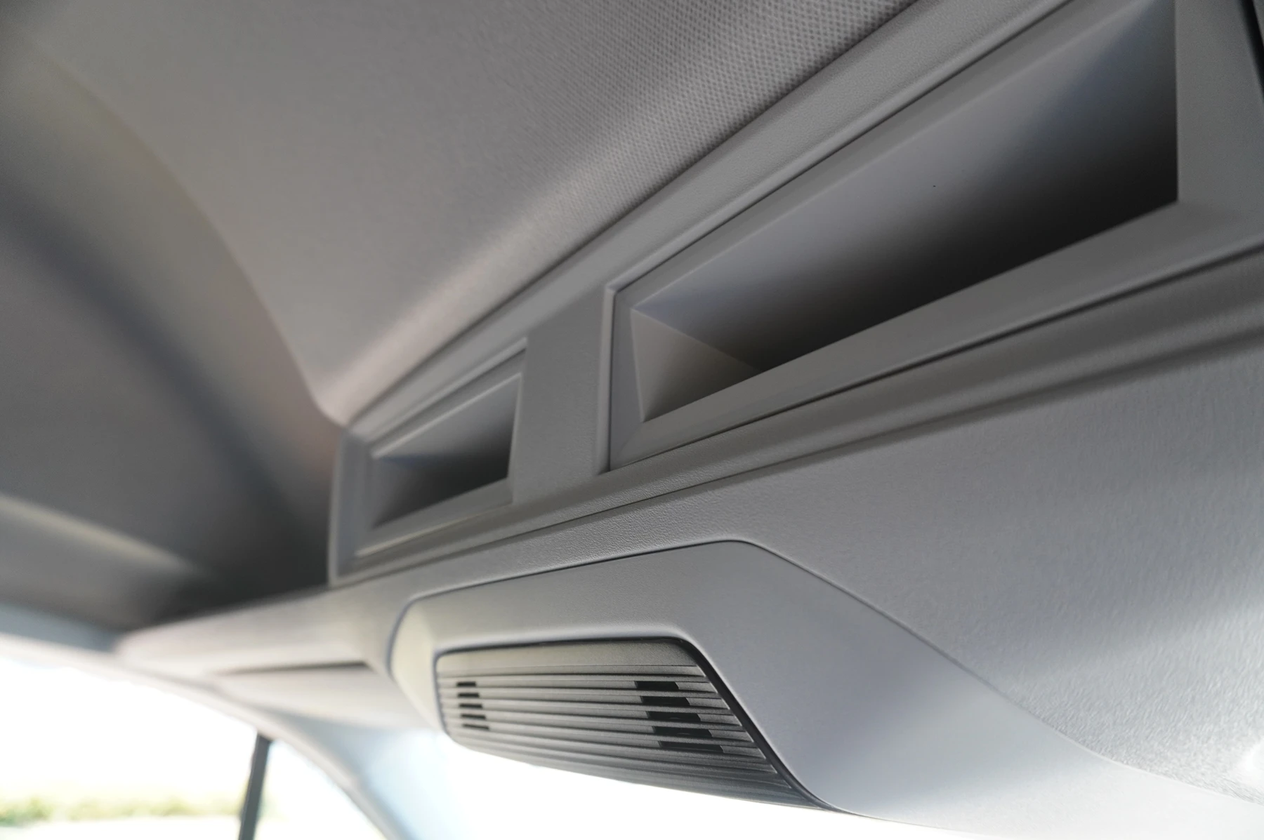 Volkswagen-Crafter-image-8