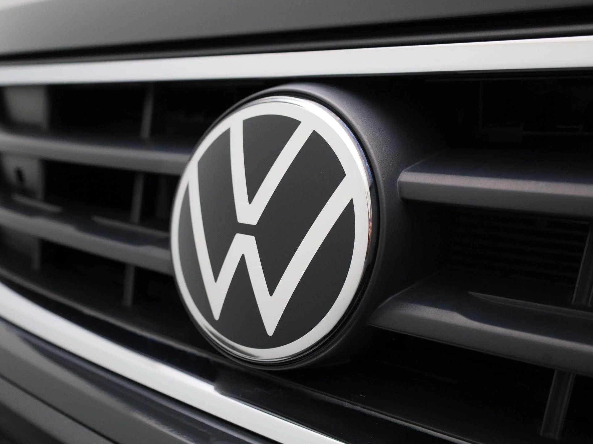 Volkswagen-Tiguan-image-36