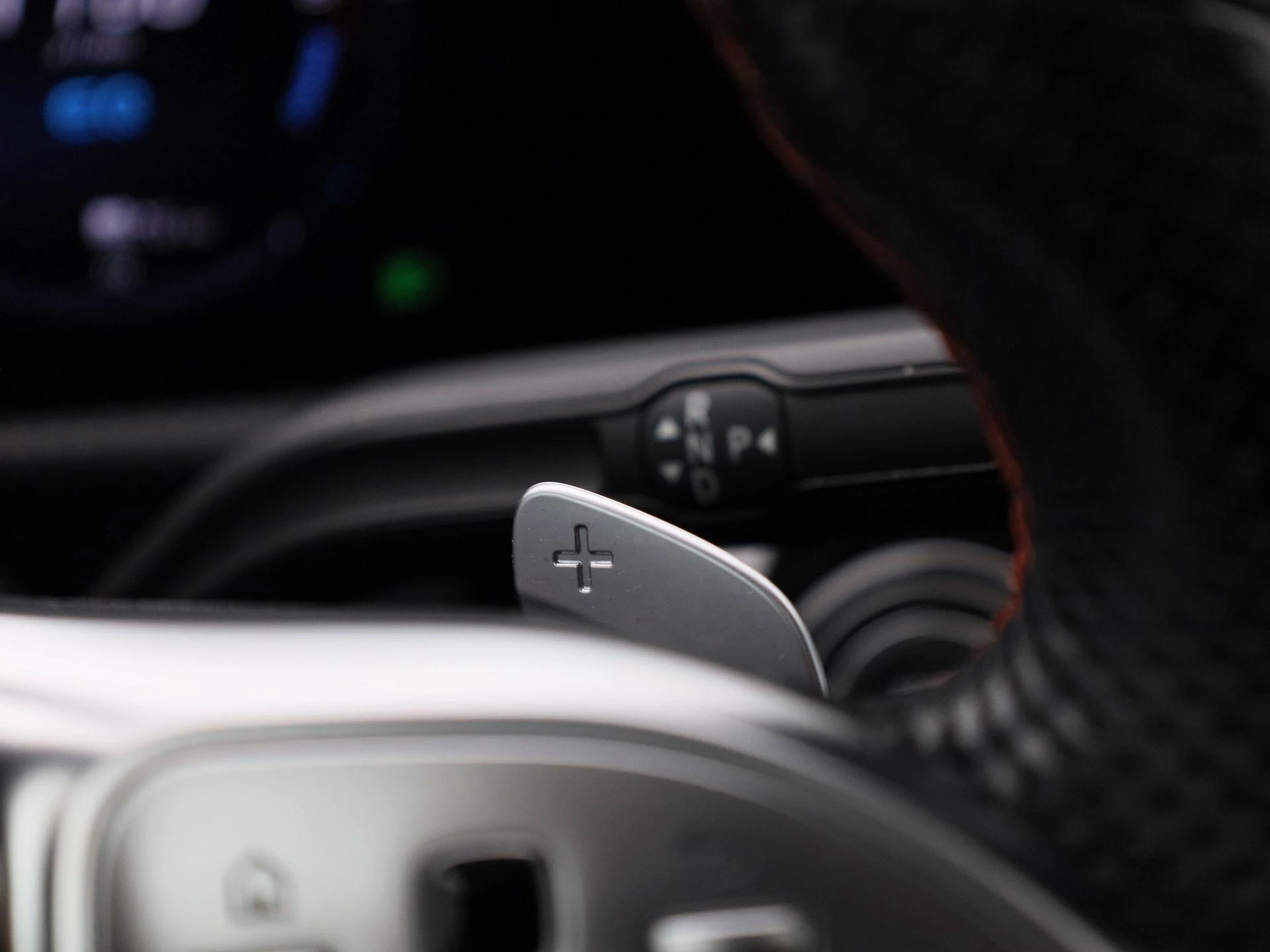 Mercedes-Benz-CLA-image-26