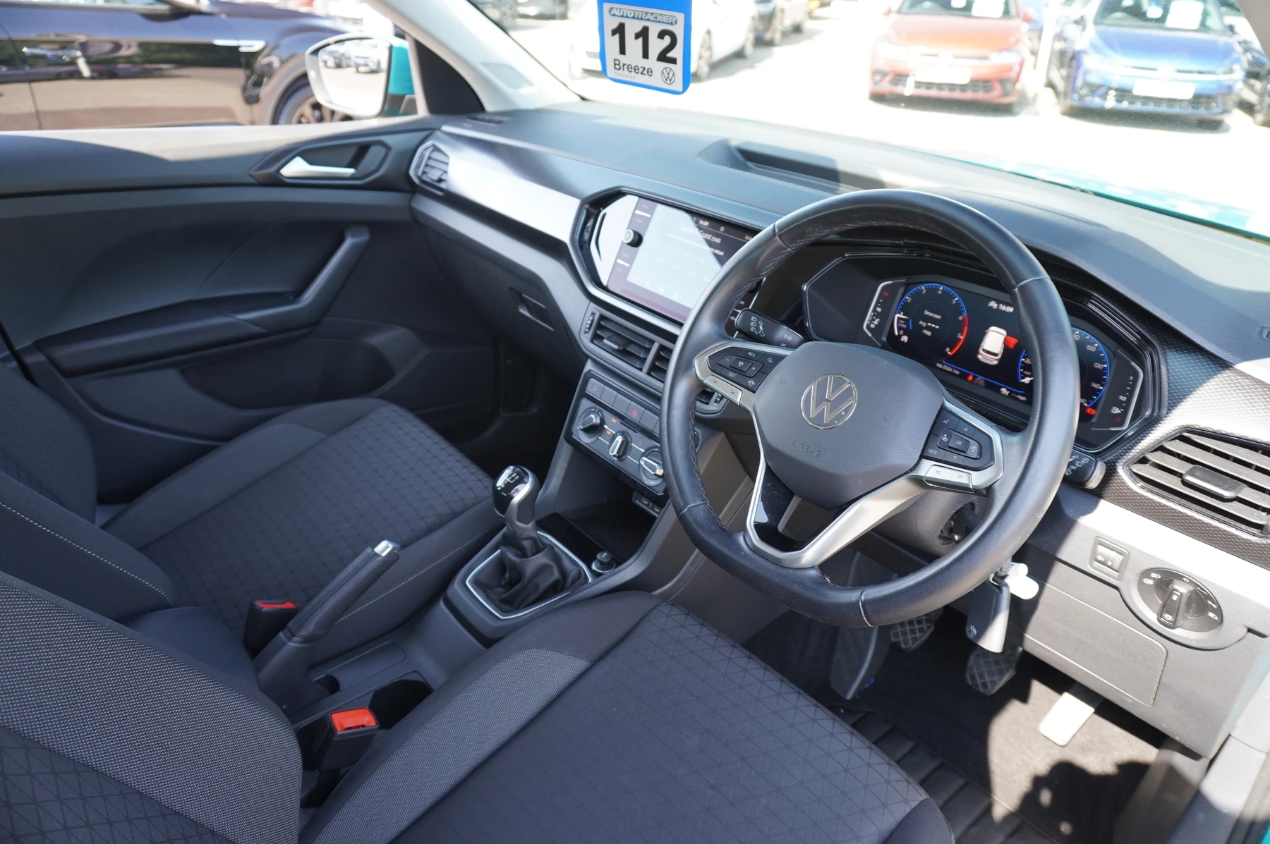 Volkswagen-T-Cross-image-5