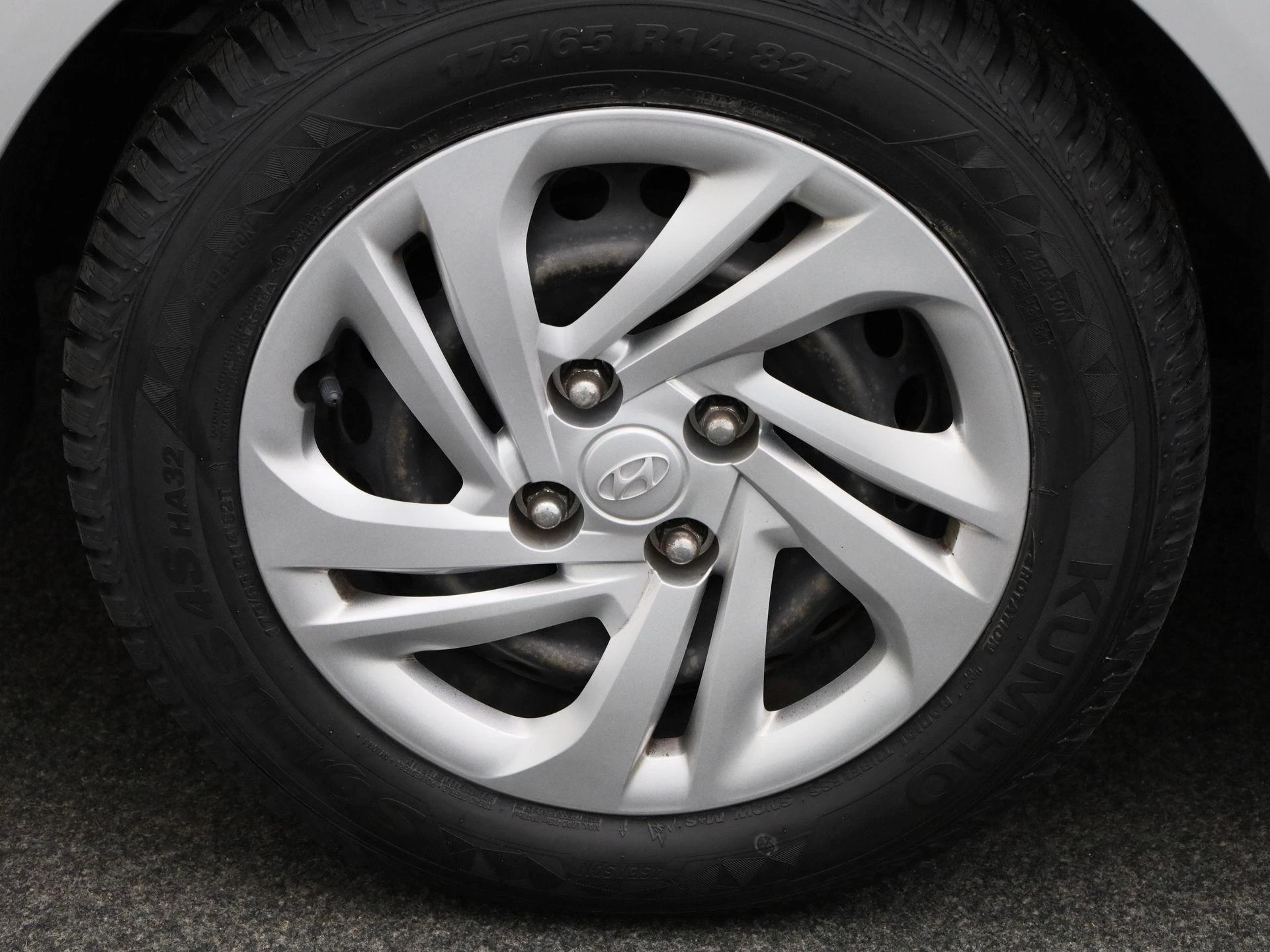 Hyundai-i10-image-11