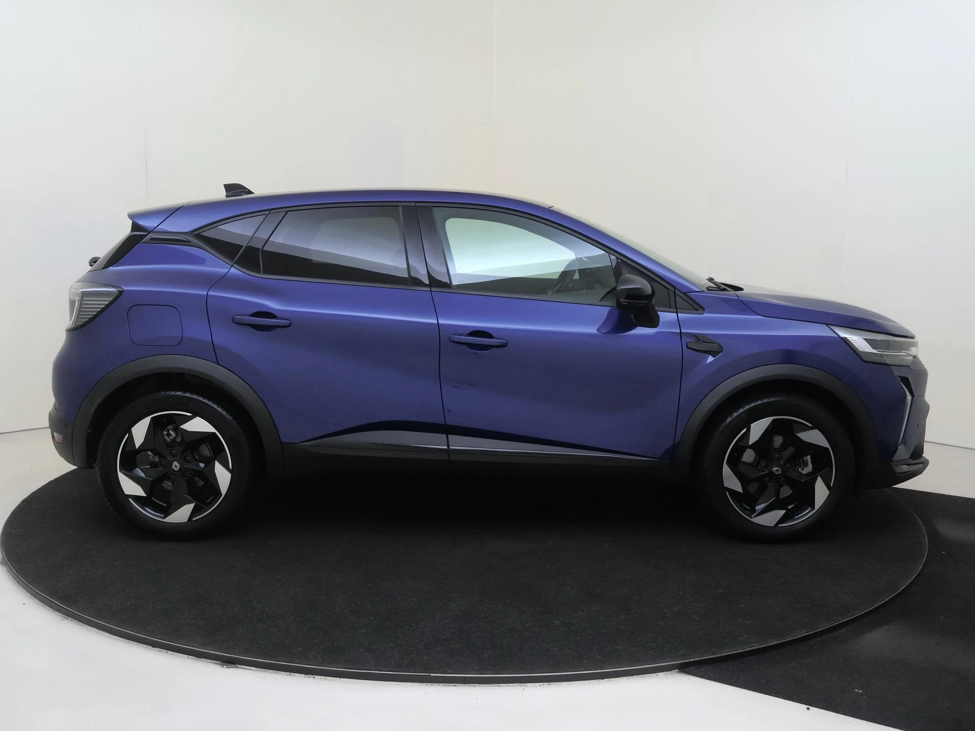 Renault-Captur-image-8