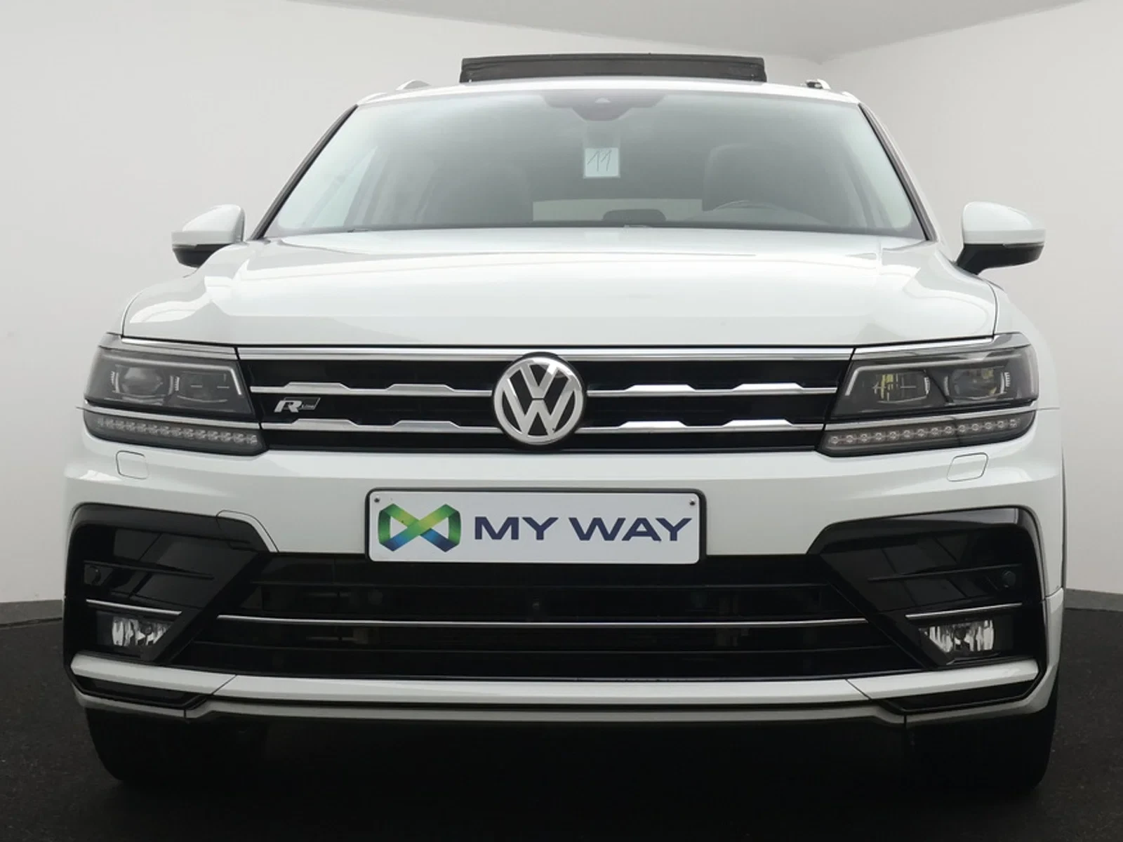 Volkswagen Tiguan Allspace Tiguan R-Line AllSpace Platinum 1.5TSI 150PK *AUTOMAAT*PANODAK*TREKHAAK*360° CAMERA*LEDER*ACC*APP-CONNECT*