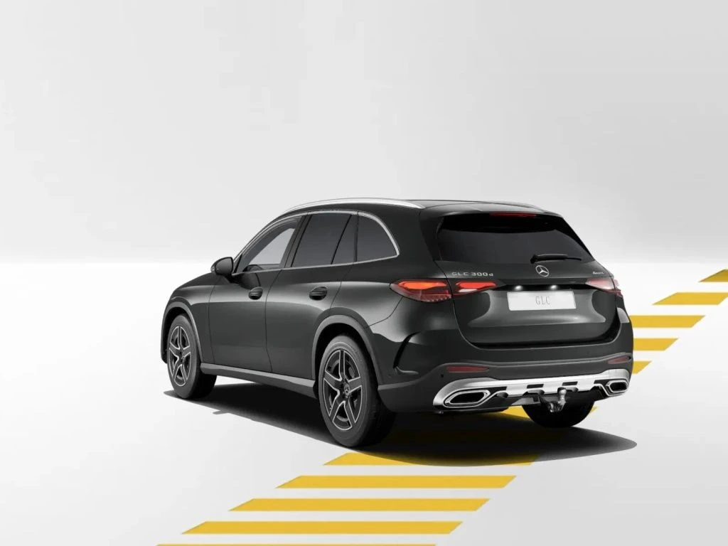 Mercedes-Benz-GLC 300 d-image-4
