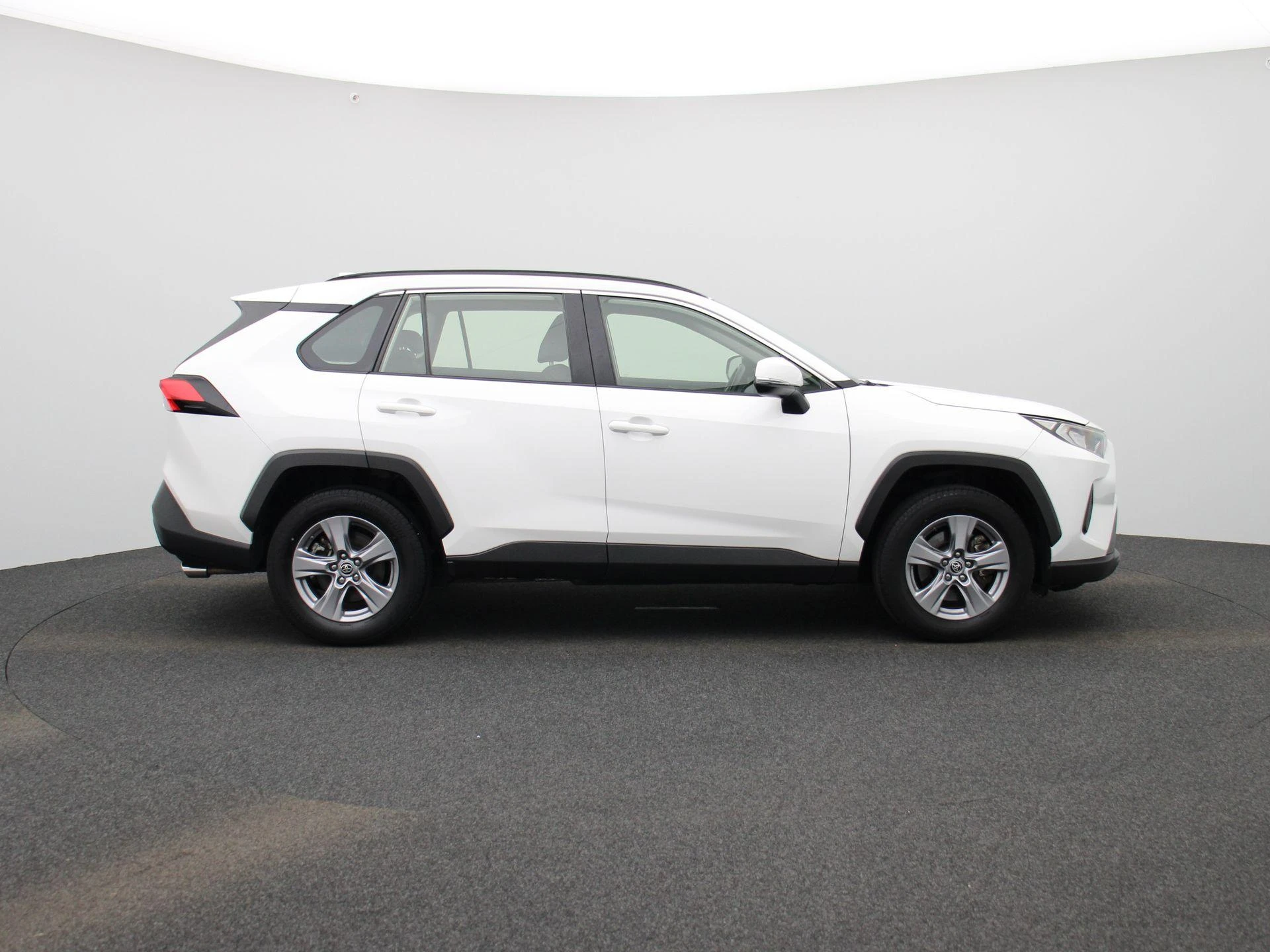 Toyota-RAV4-image-5