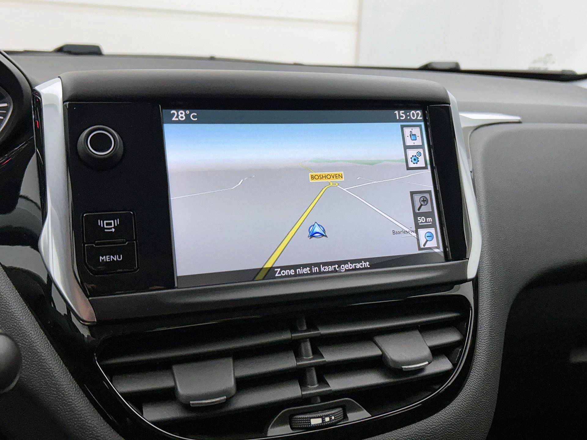 Peugeot-208-image-28