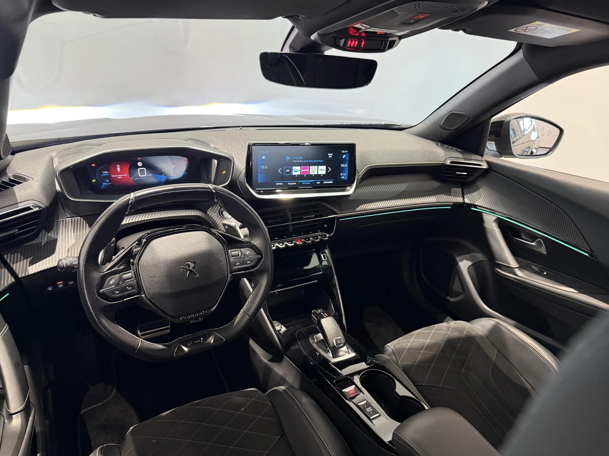 Peugeot 2008 1.2 PureTech GT Pack