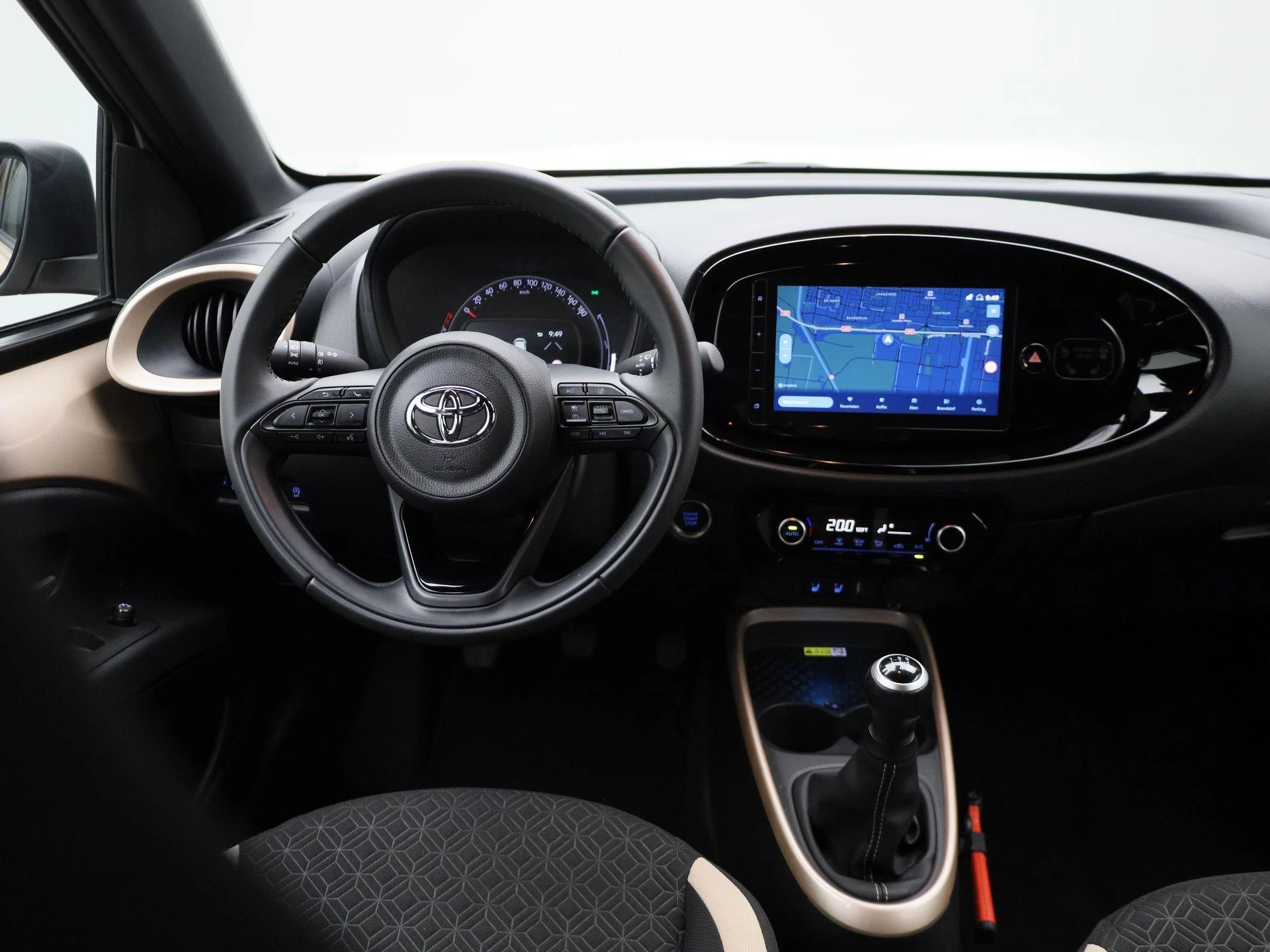 Toyota Aygo X 1.0 VVT-i MT Premium