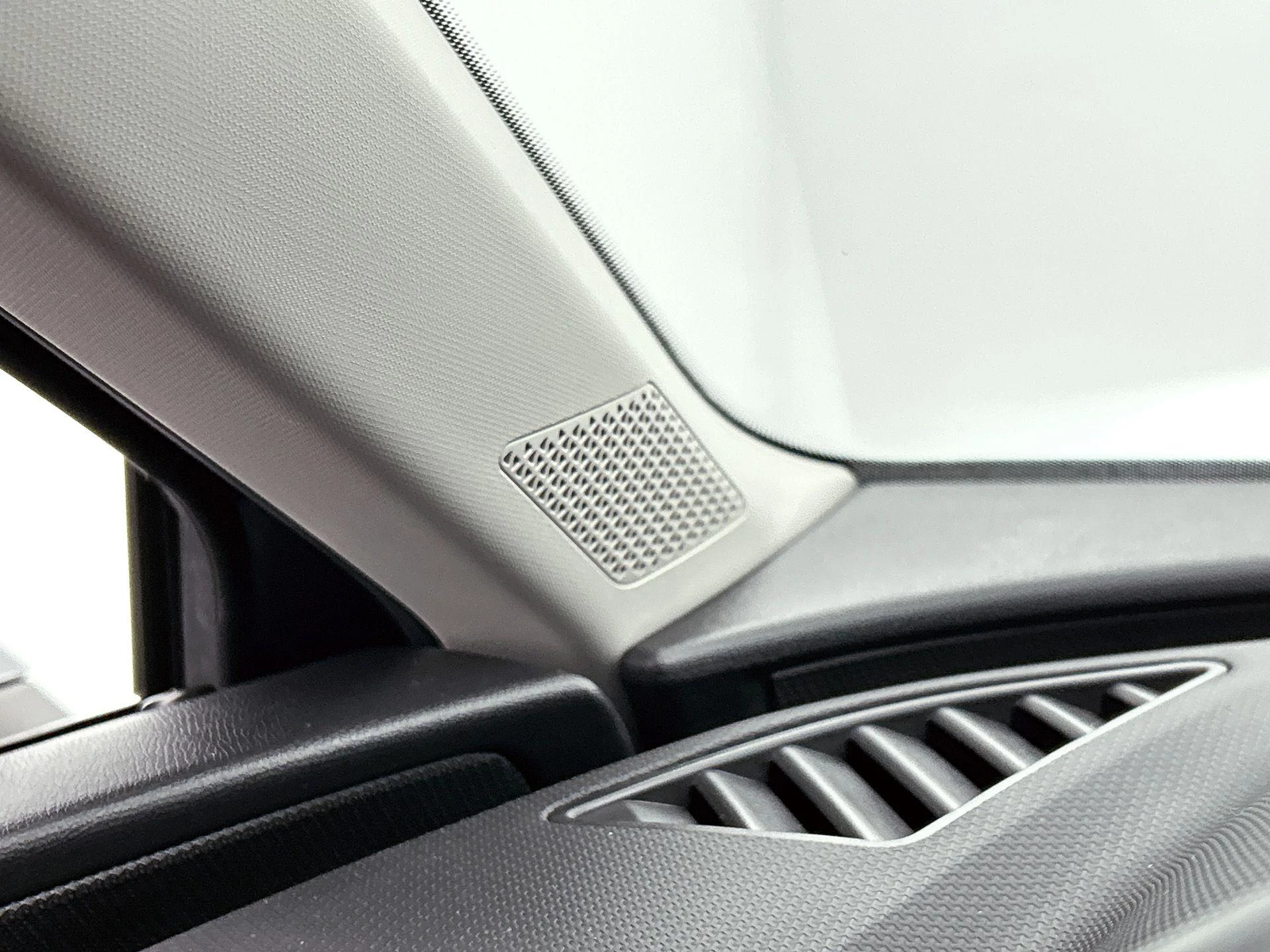 SEAT-Leon-image-10
