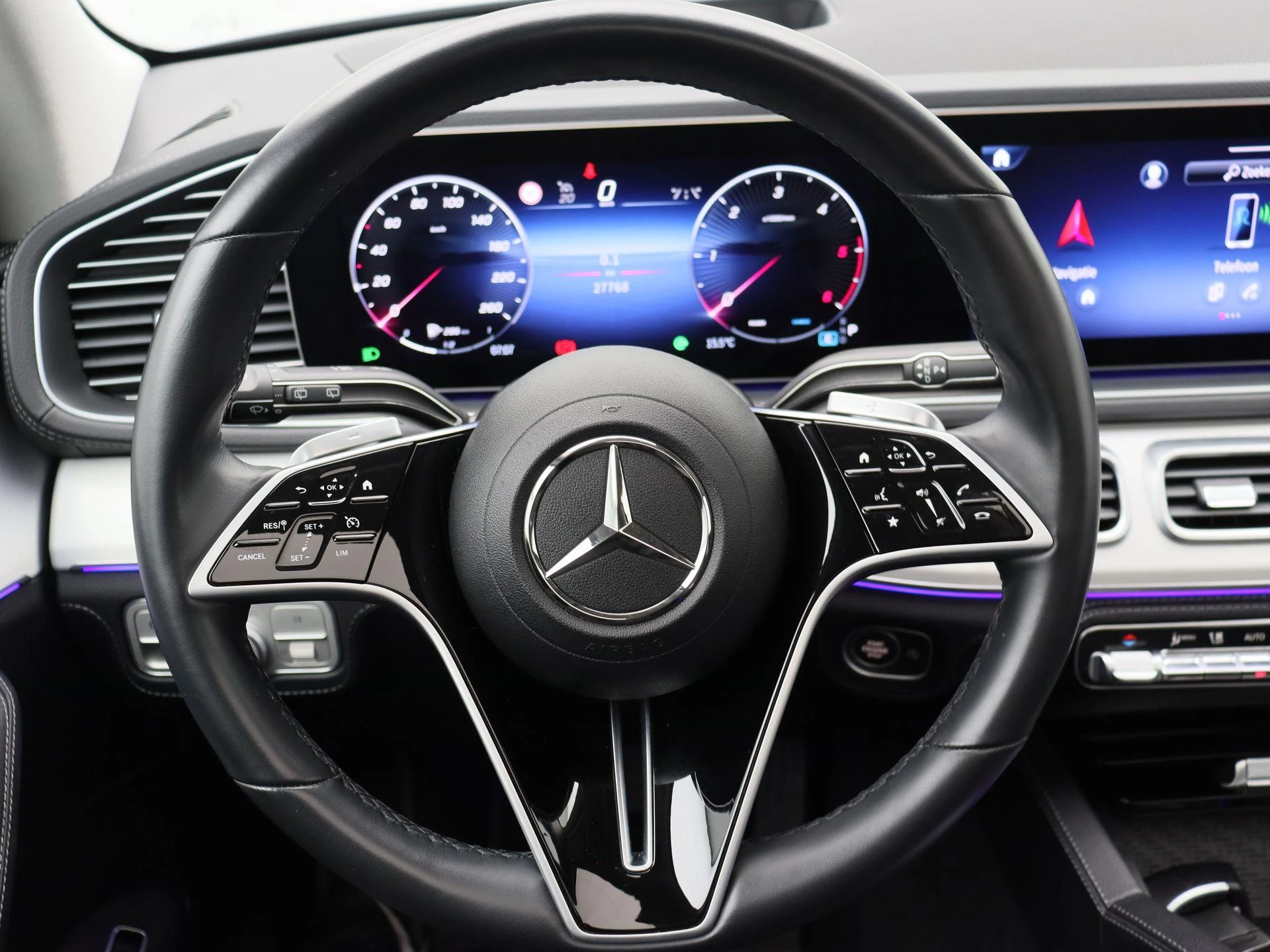 Mercedes-Benz GLE 300 d 4MATIC AMG LINE + AIRMATIC + TREKHAAK 3.5 TON + BURMESTER + PANO +