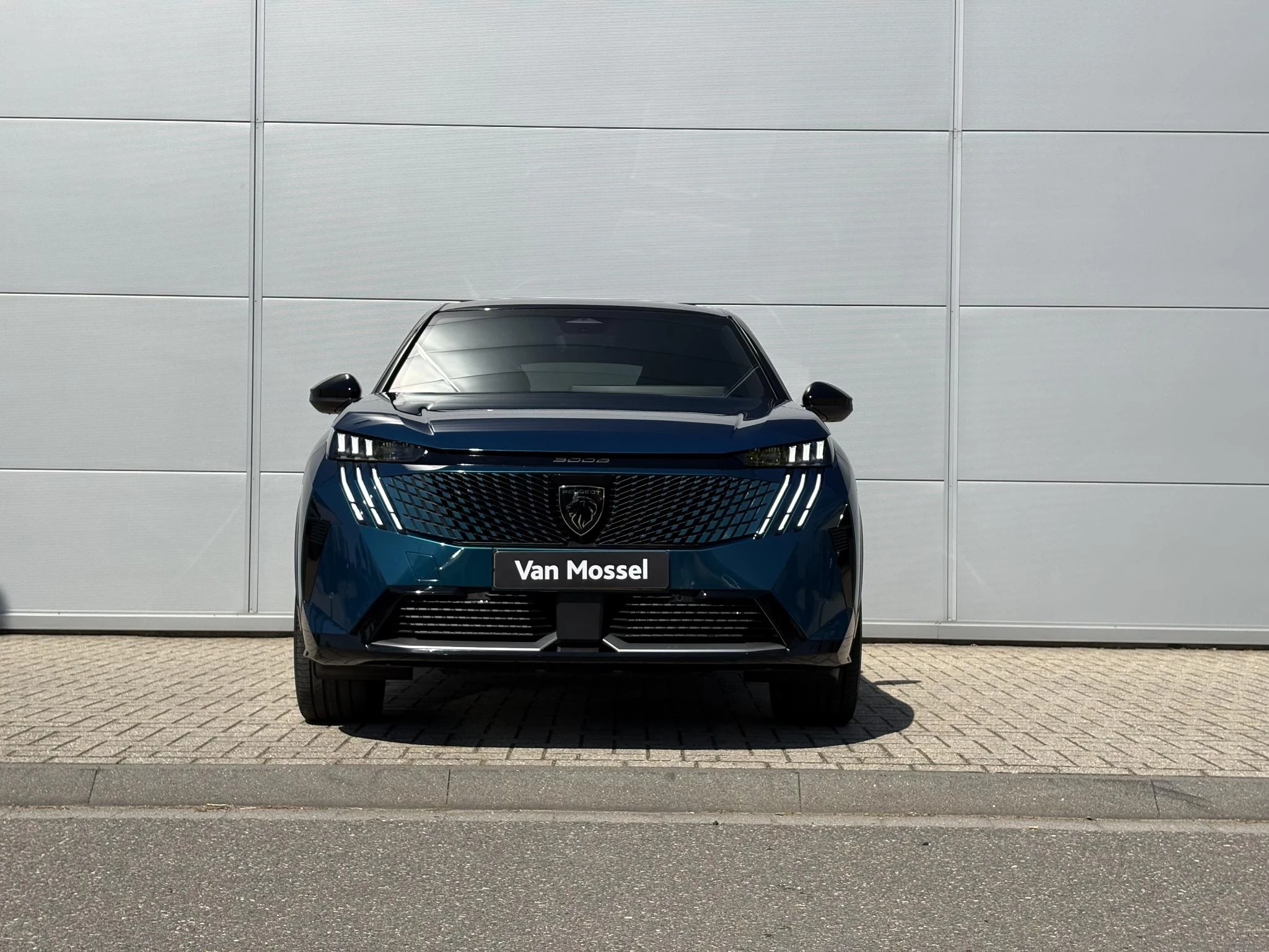 Peugeot-e-3008-image-9