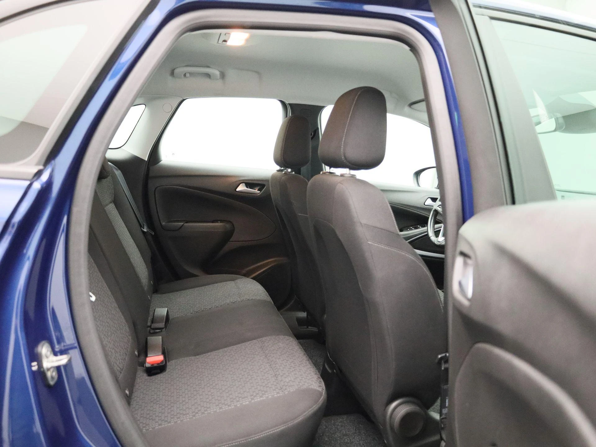 Opel-Crossland-image-35