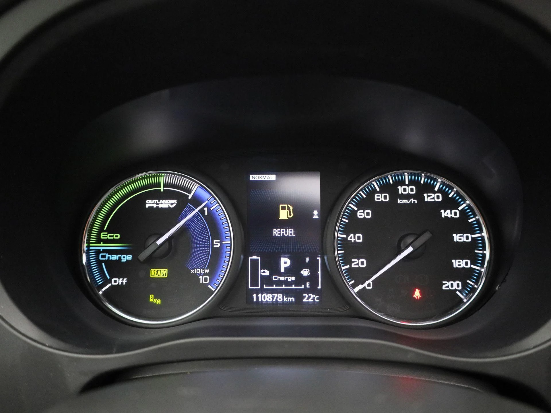 Mitsubishi-Outlander-image-18
