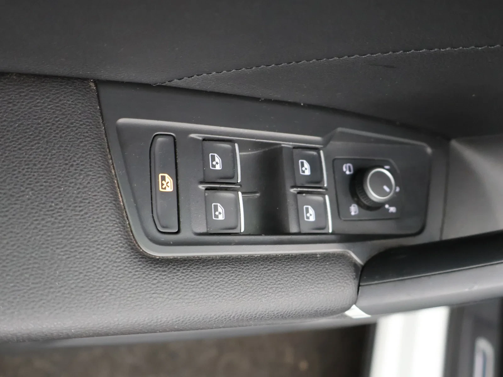 Volkswagen Tiguan Allspace Tiguan R-Line AllSpace Platinum 1.5TSI 150PK *AUTOMAAT*PANODAK*TREKHAAK*360° CAMERA*LEDER*ACC*APP-CONNECT*