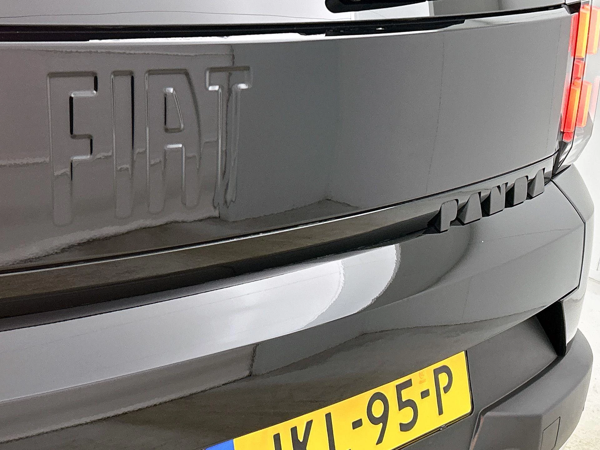 Fiat Grande Panda 1.2 Hybrid ICON