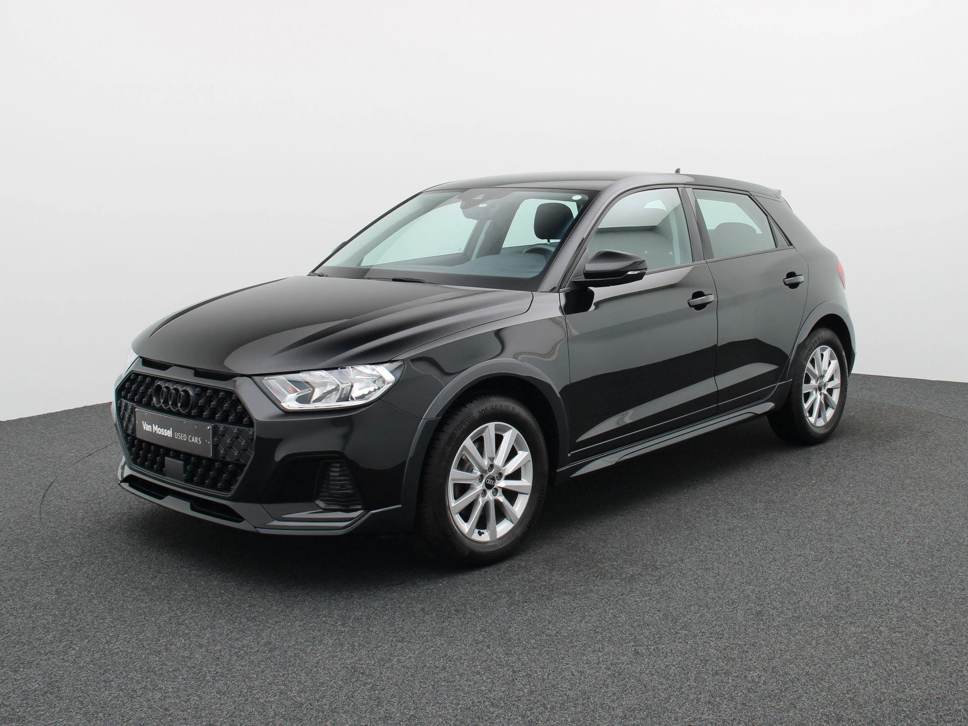 Audi-A1-image-0