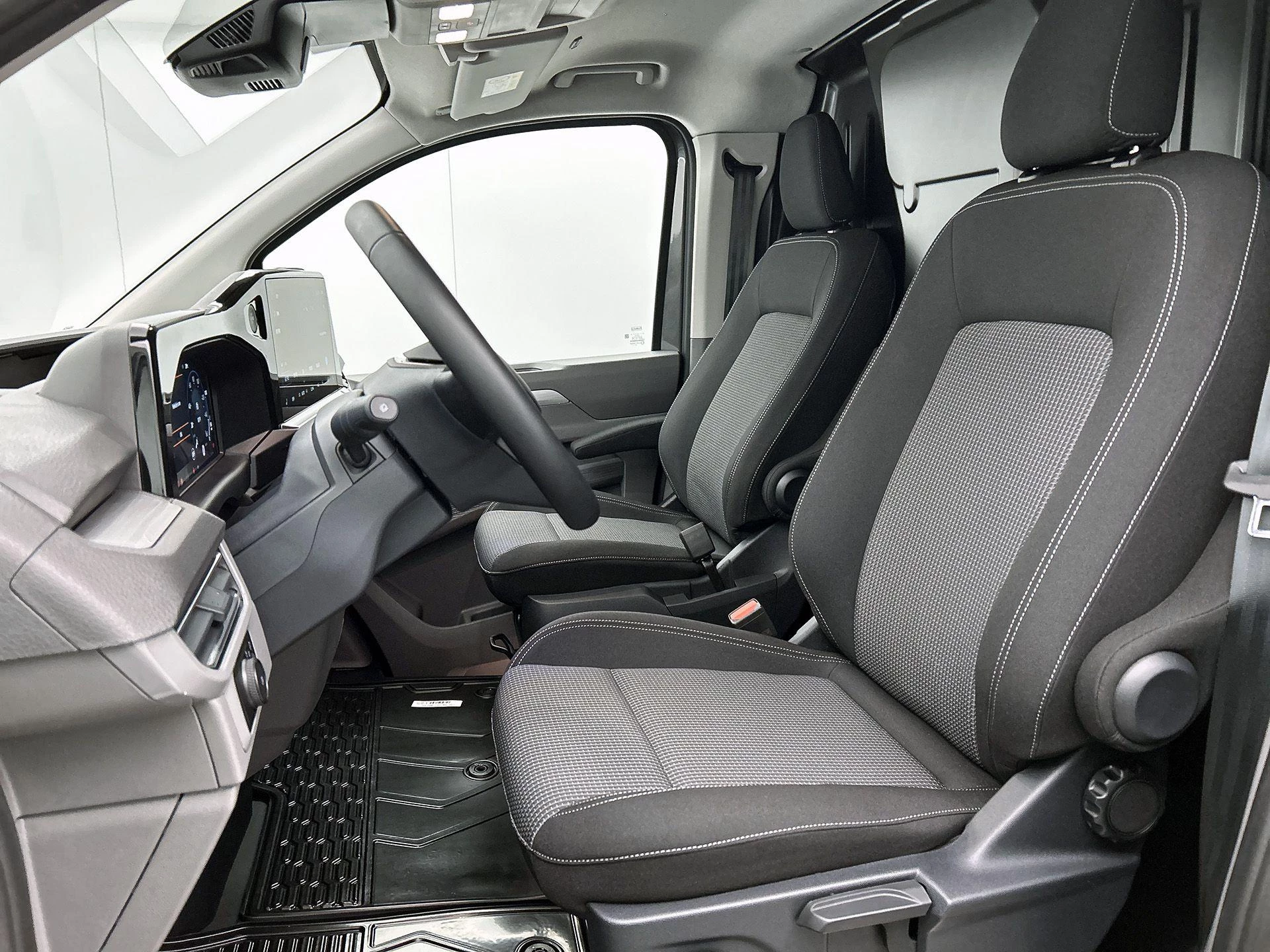 Volkswagen e-Transporter L2H1 Life 64 kWh 136PK