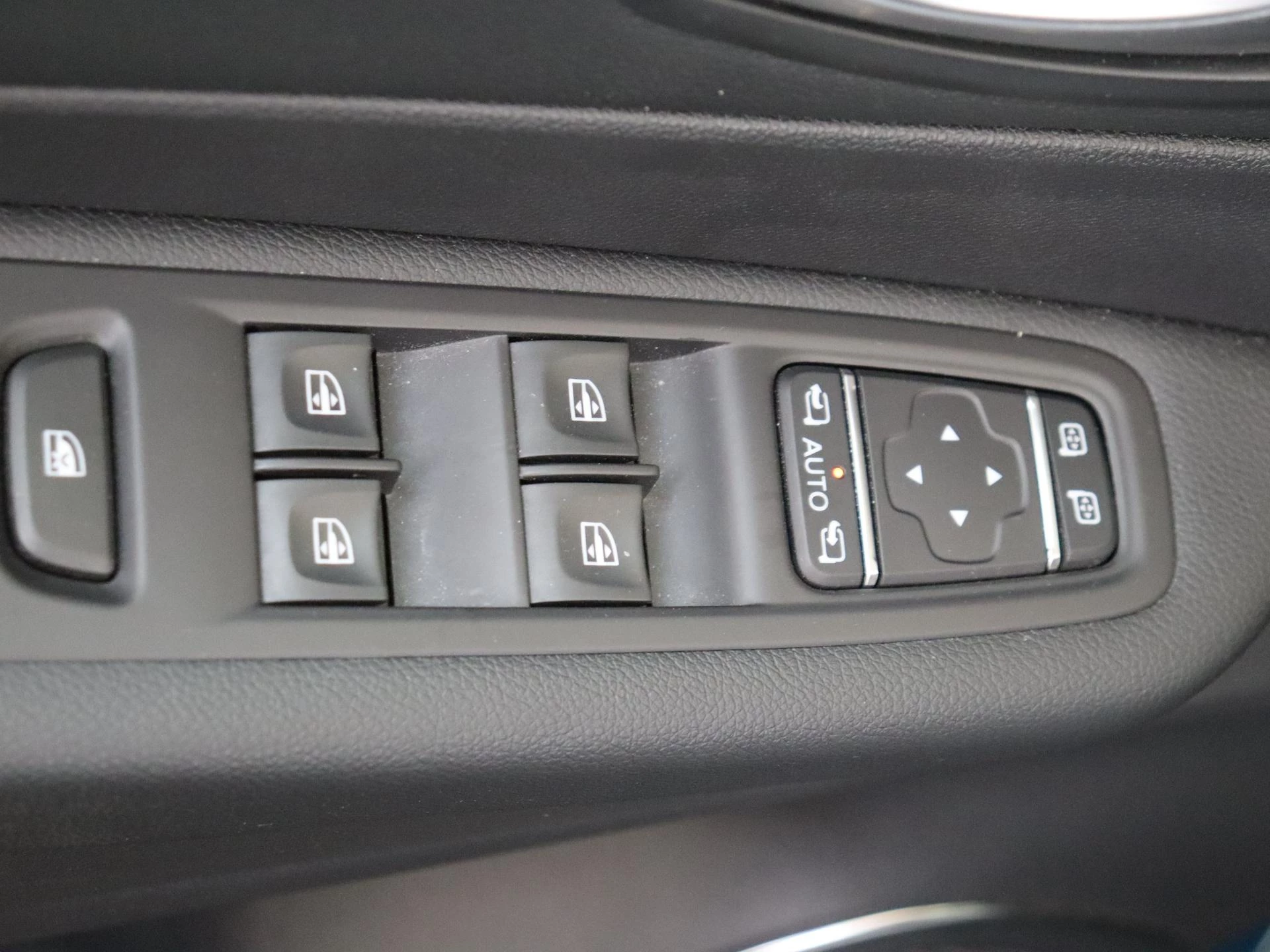 Renault-Captur-image-23