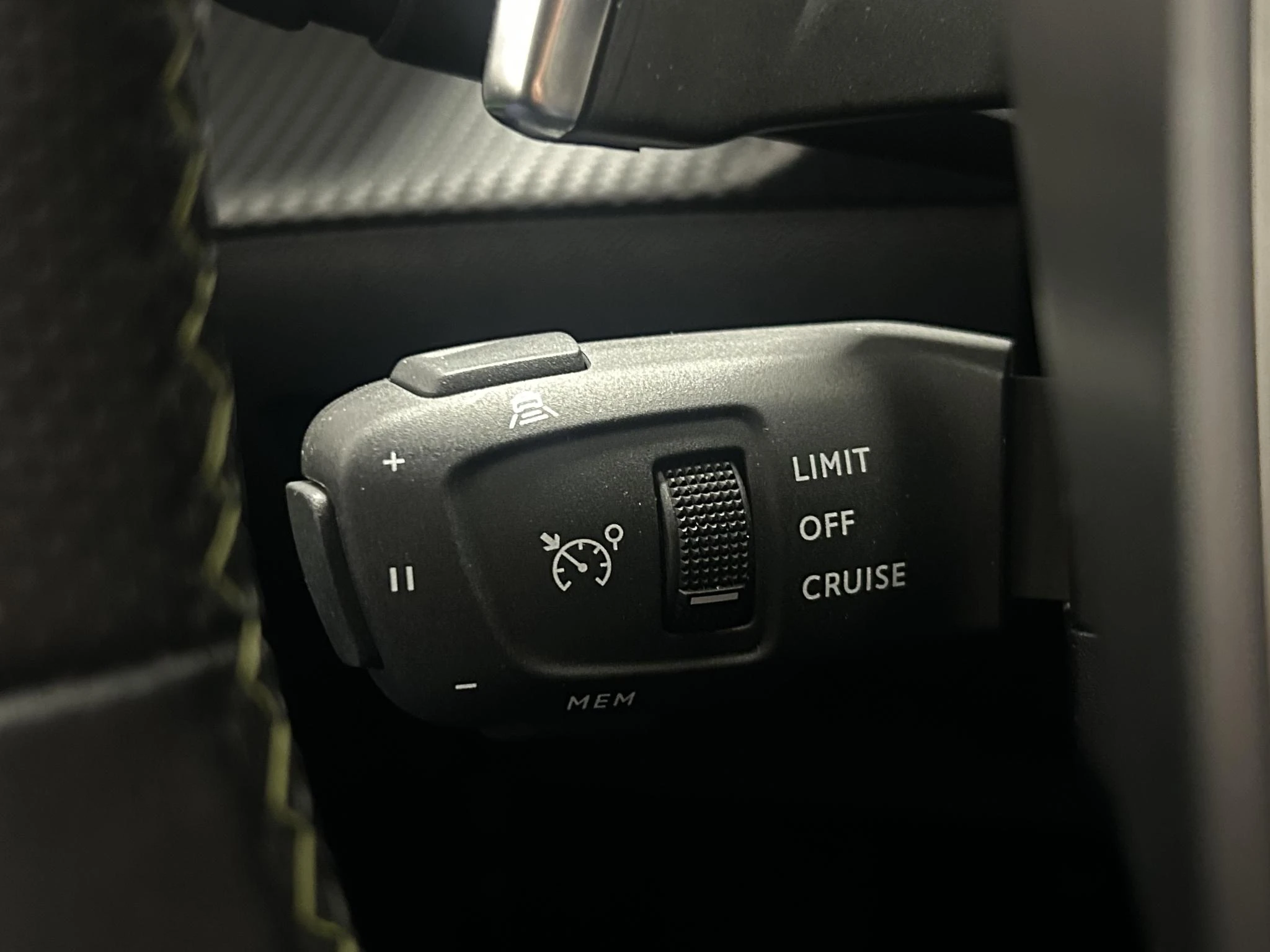Peugeot-208-image-9